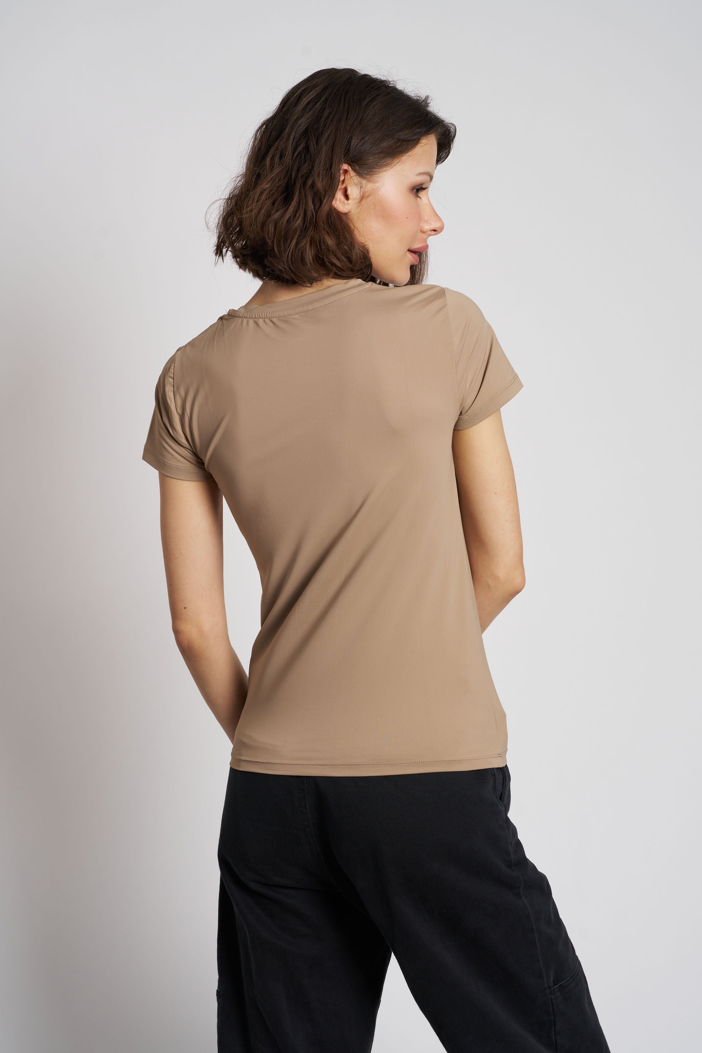Jersey Stretch Short Sleeve Crewneck in Desert