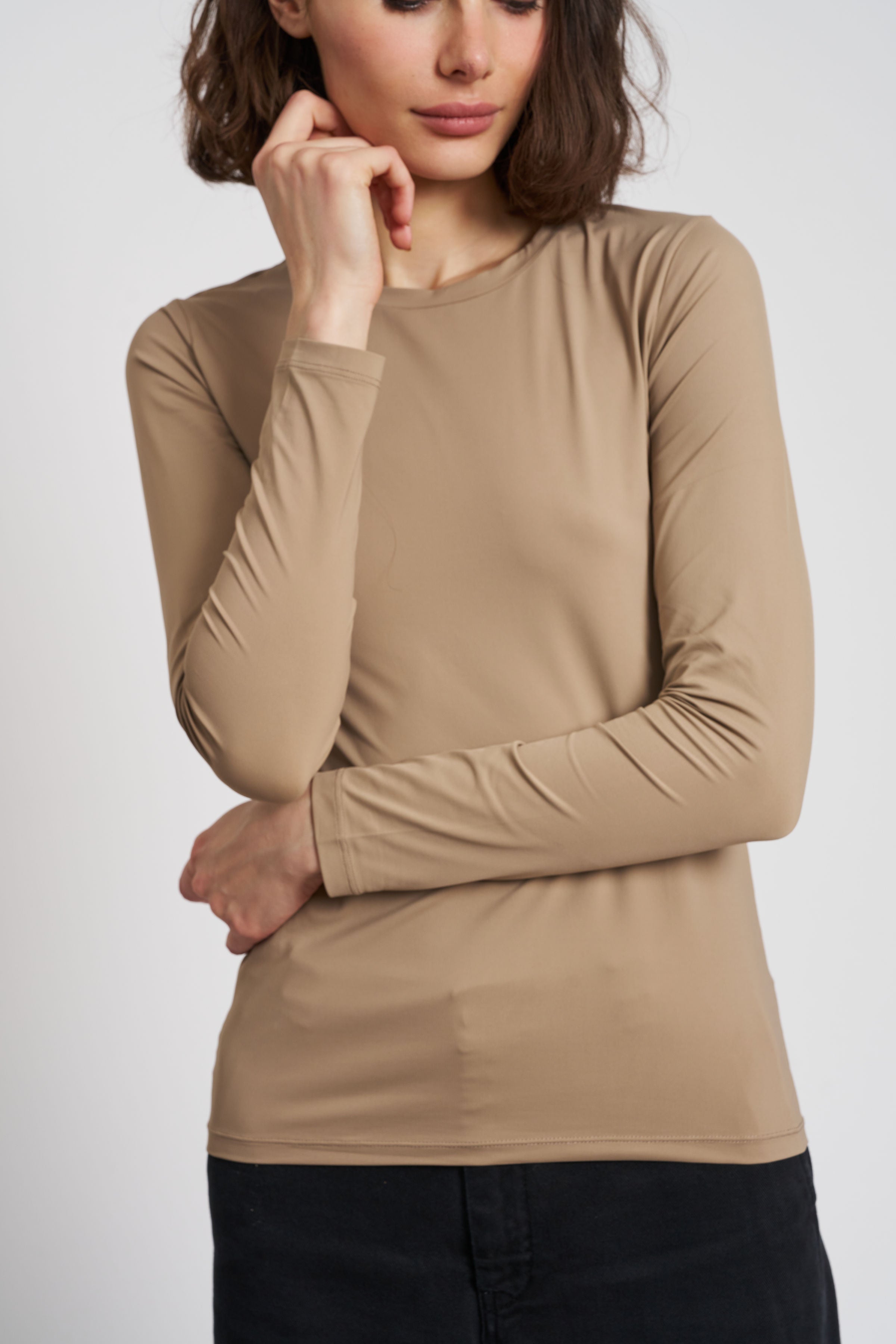 Jersey Stretch Long Sleeve Crewneck in Desert