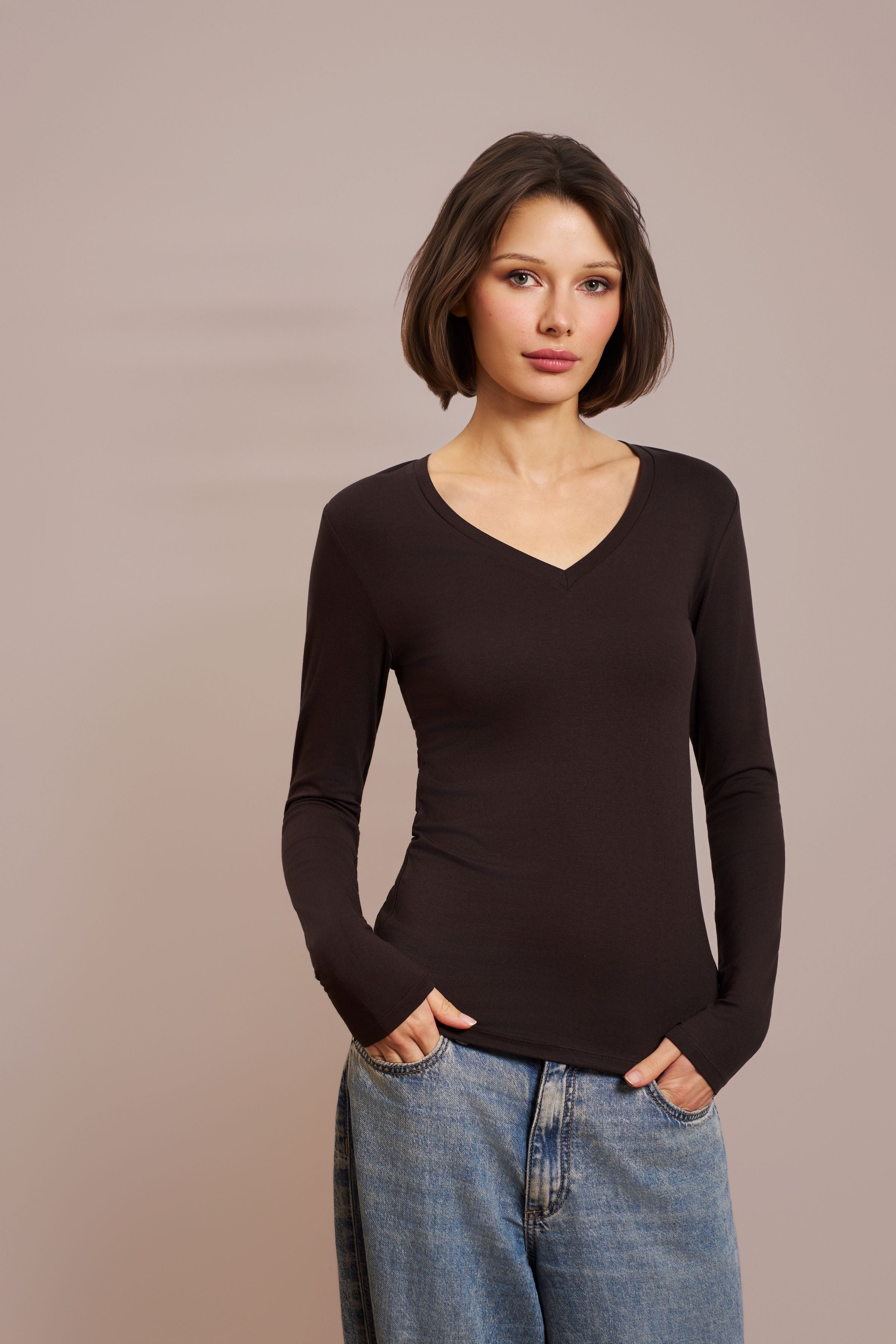 Majestic Long Sleeve Viscose V-Neck Tee in Chocolate Mousse