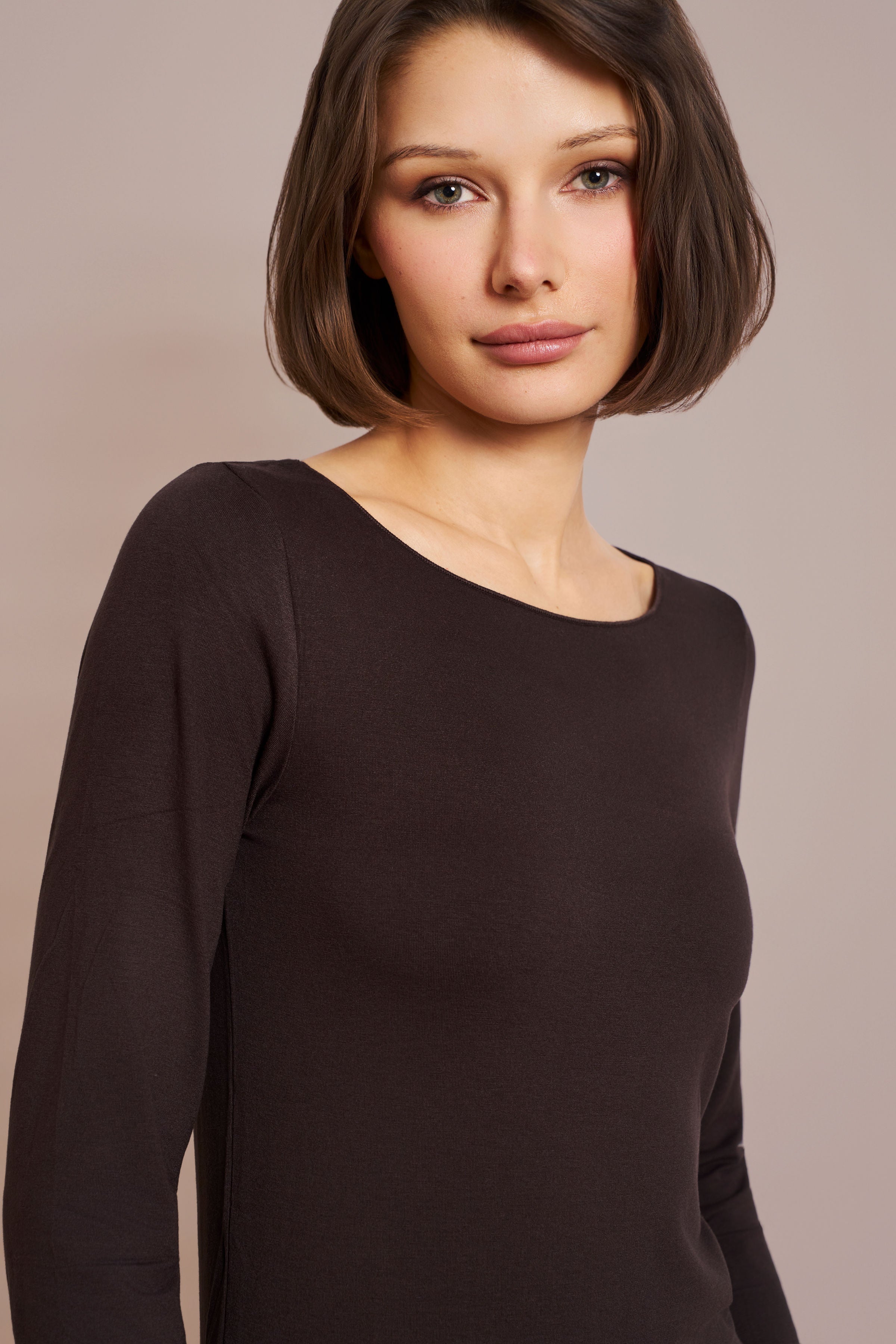 Majestic Soft Touch 3/4 Sleeve Merrow Edge Boatneck in Chocolate Mousse