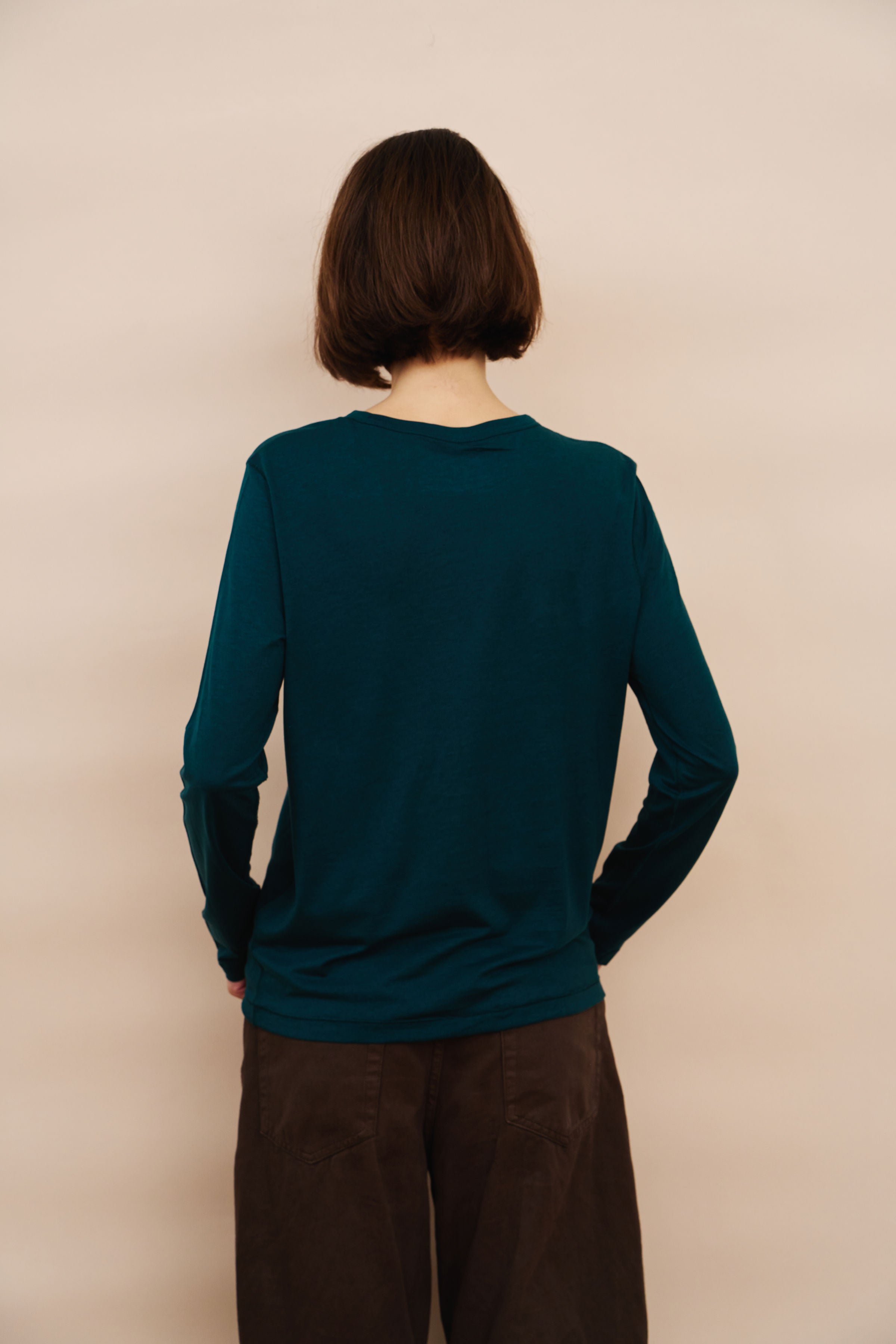 Lyocell Cotton Long Sleeve Semi Relaxed Crewneck in Pin
