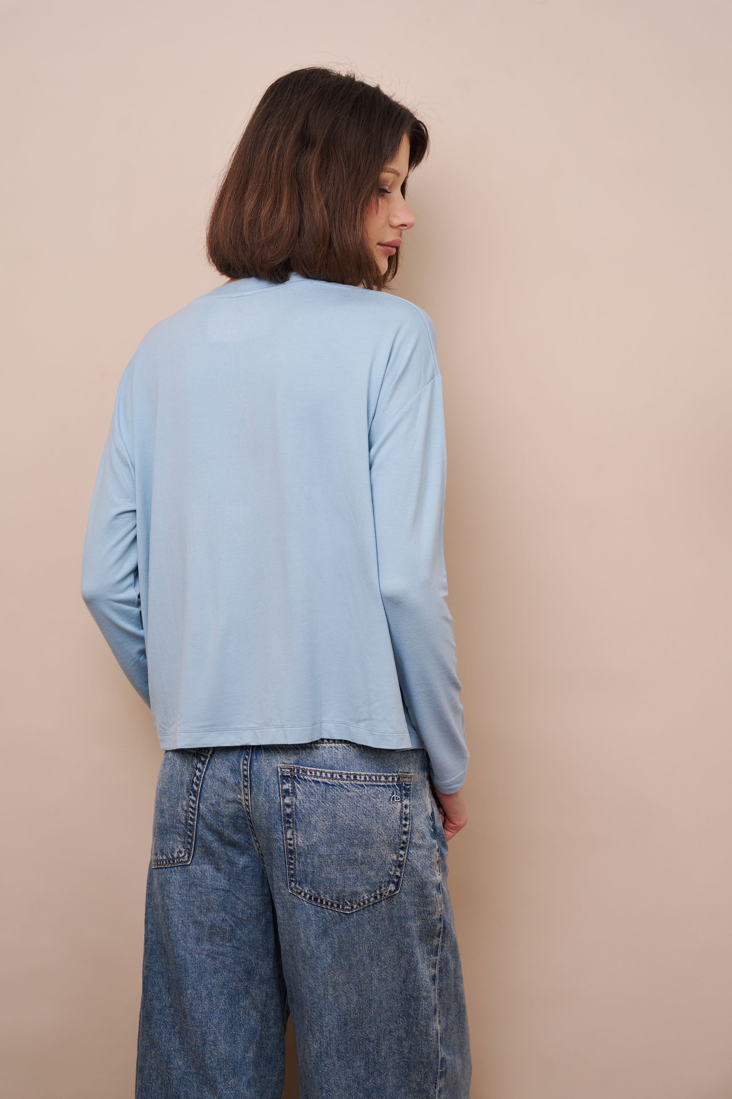 Majestic Soft Touch V-Neck Cardigan in Bleu Calanques