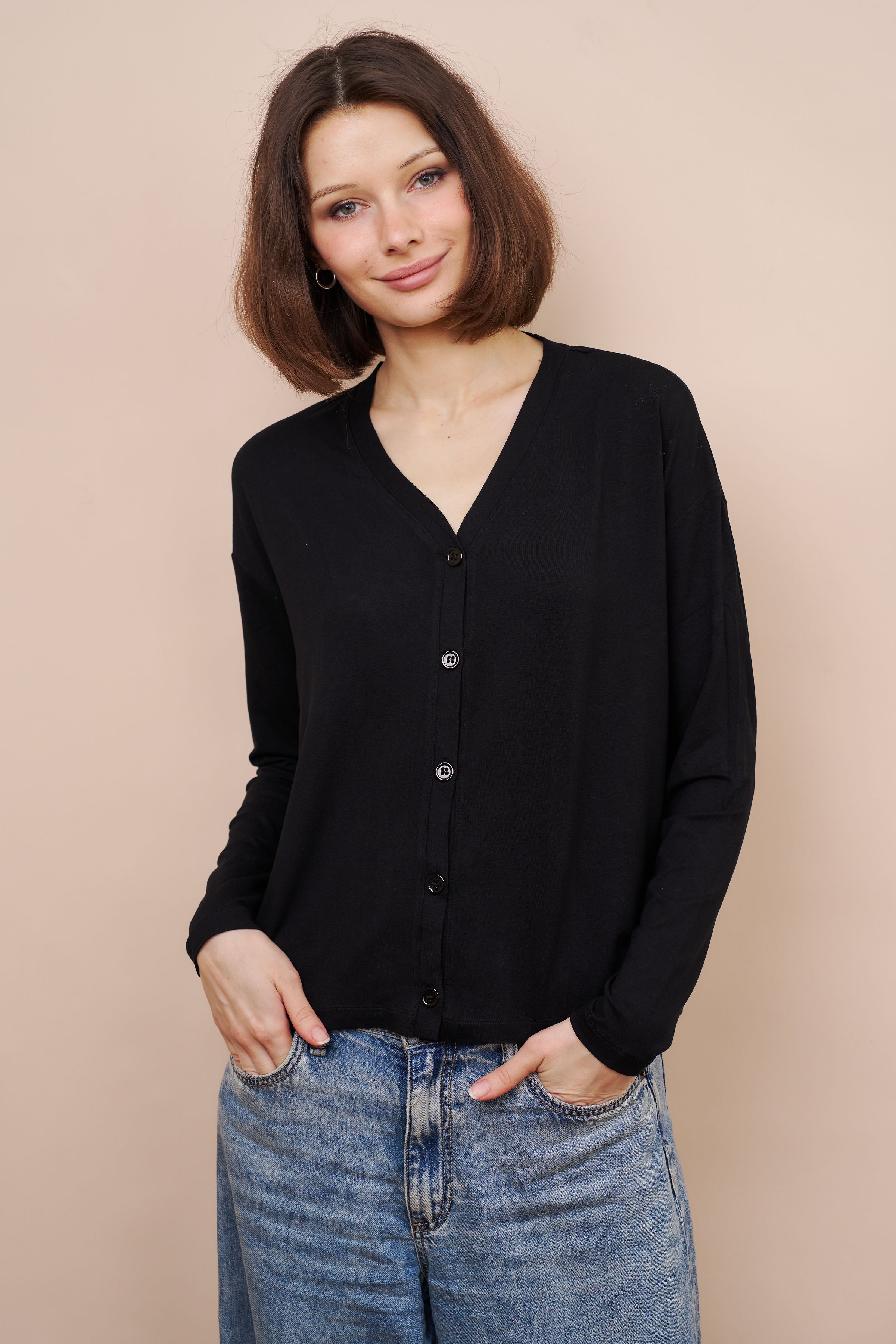 Majestic Soft Touch V-Neck Cardigan in Noir