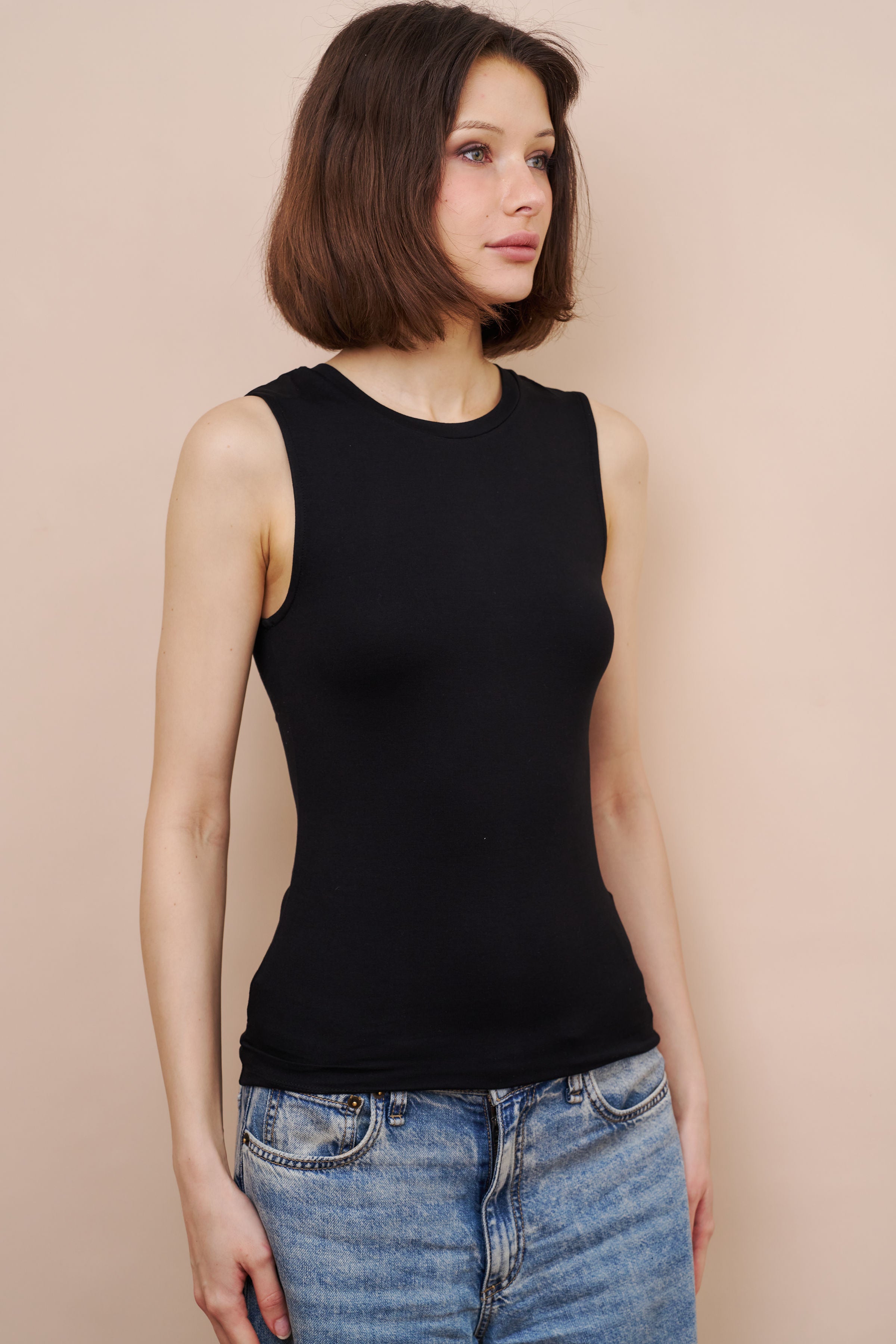 Majestic Soft Touch Sleeveless Crewneck Tank in Noir