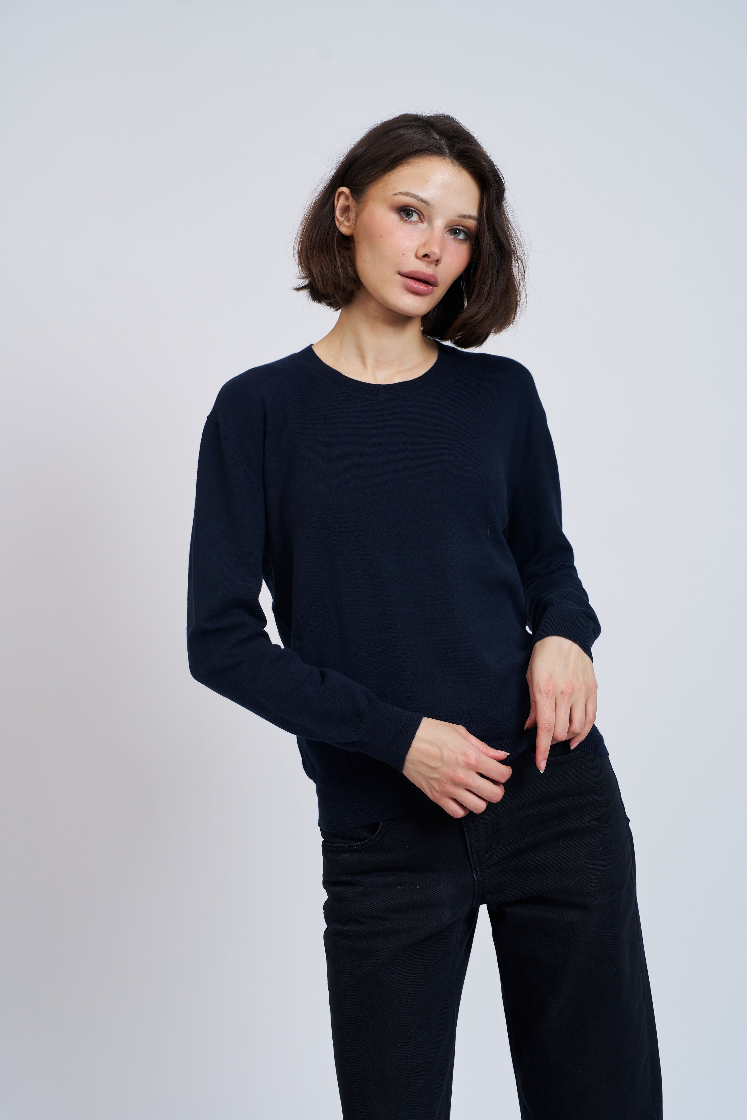 Organic Cotton Knit Long Sleeve Crewneck in Marine