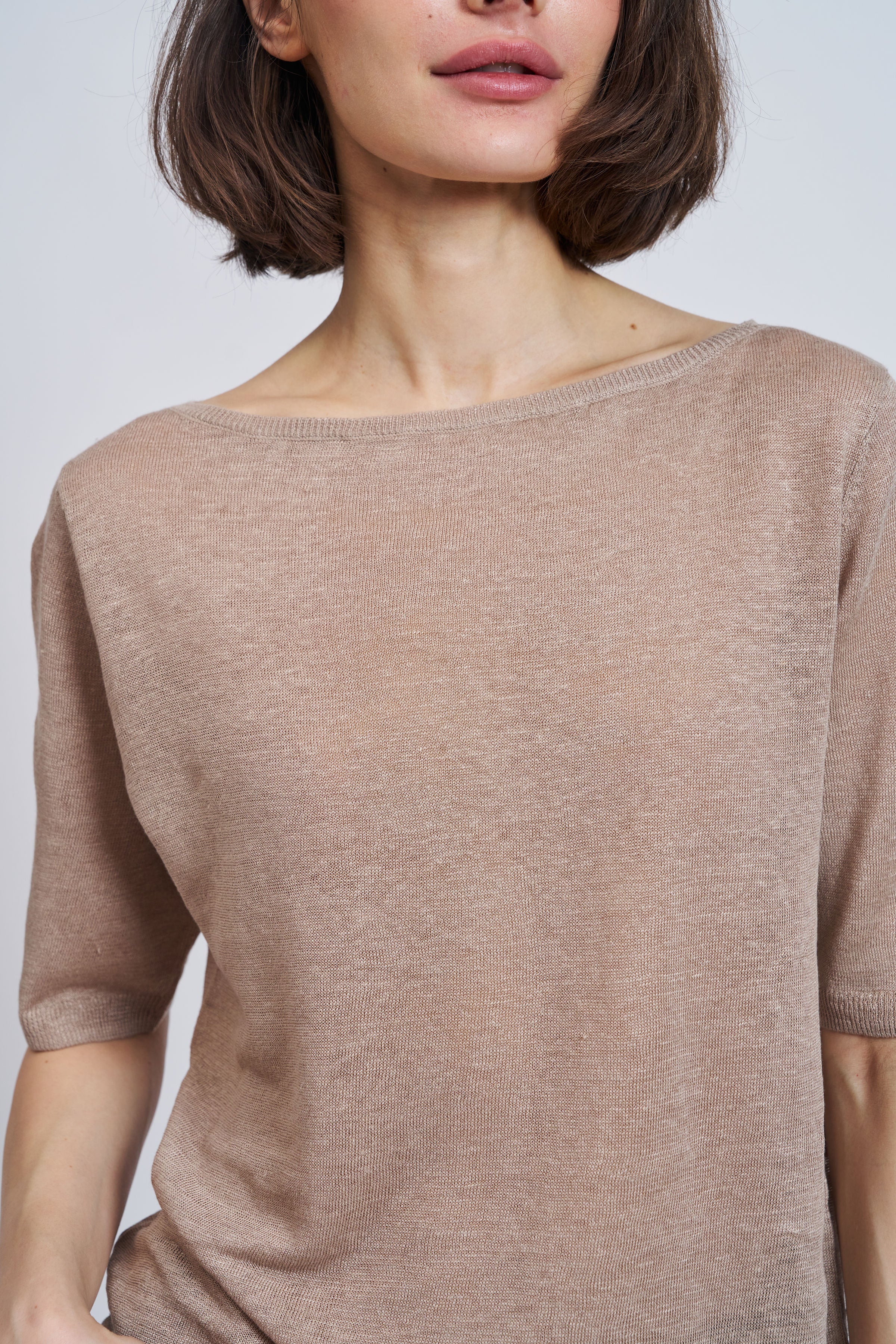 Linen Elbow Sleeve Boat Neck Tee in Desert
