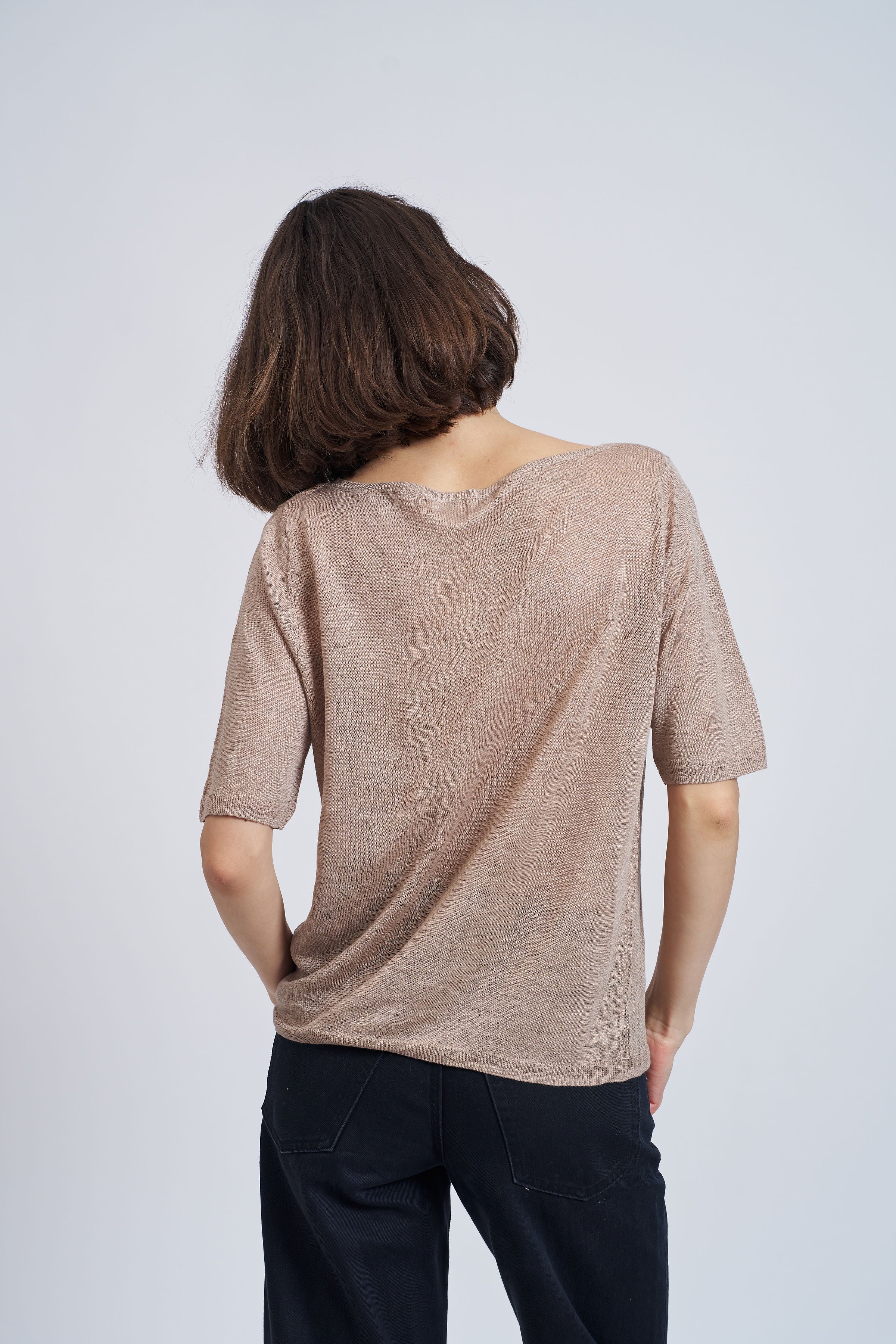 Linen Elbow Sleeve Boat Neck Tee in Desert