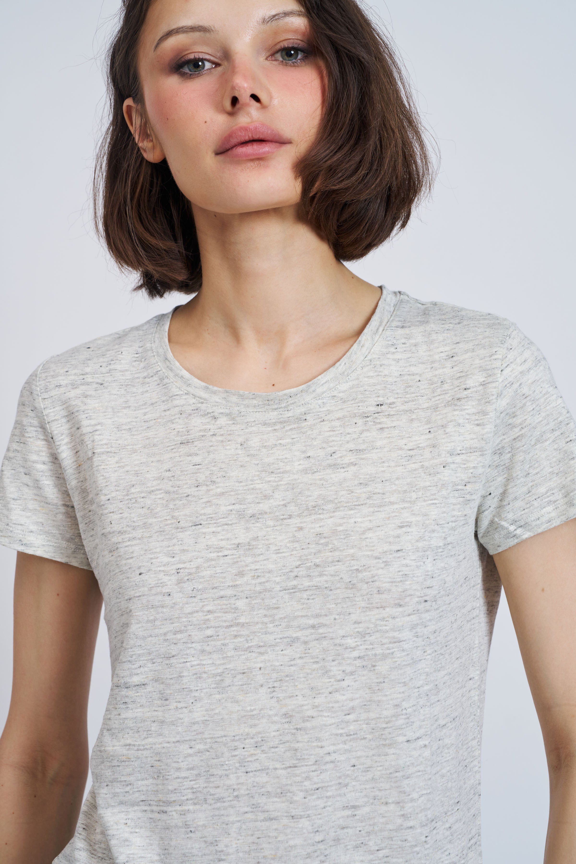 Majestic Linen Short Sleeve Crew Tee in Carrare