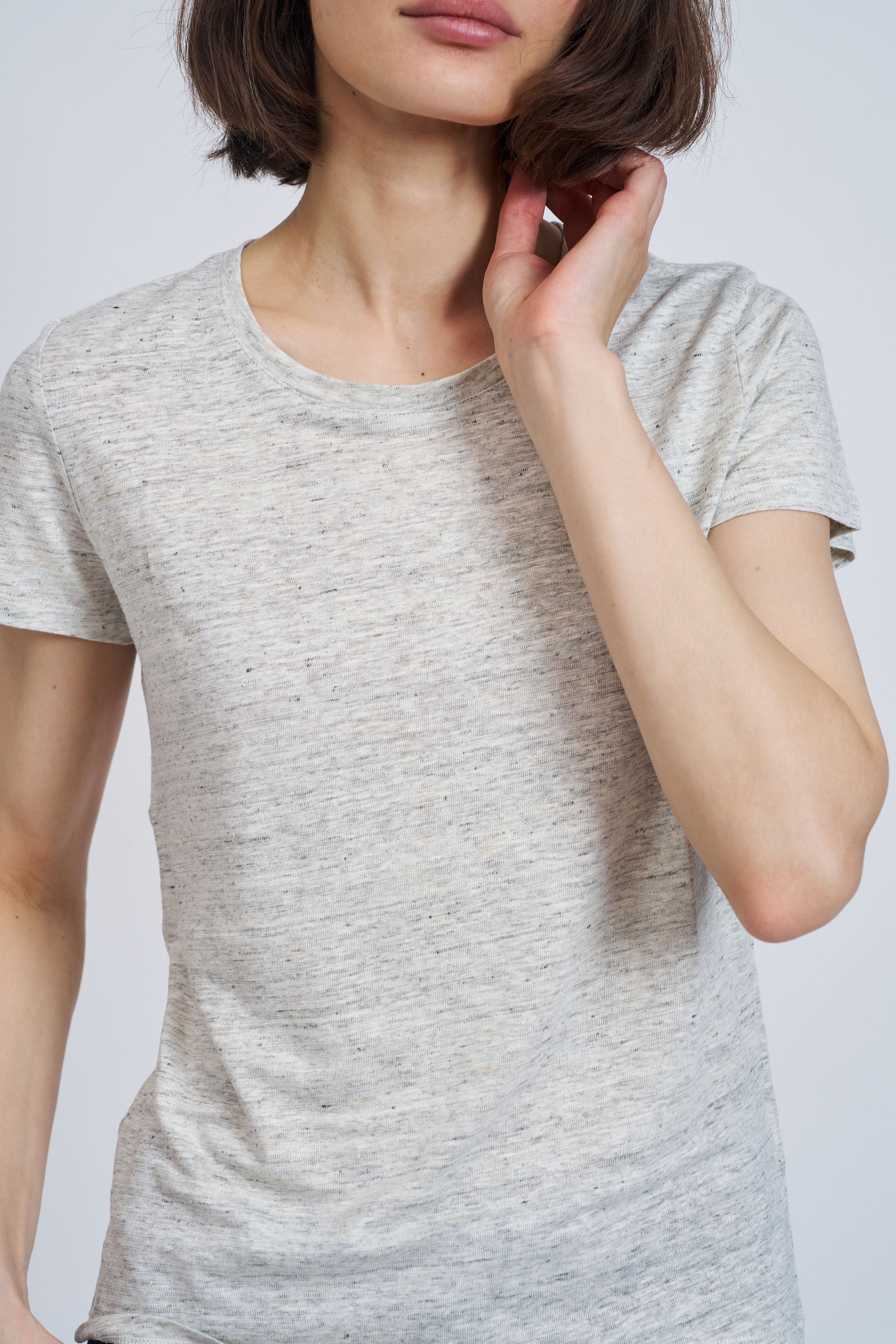 Majestic Linen Short Sleeve Crew Tee in Carrare