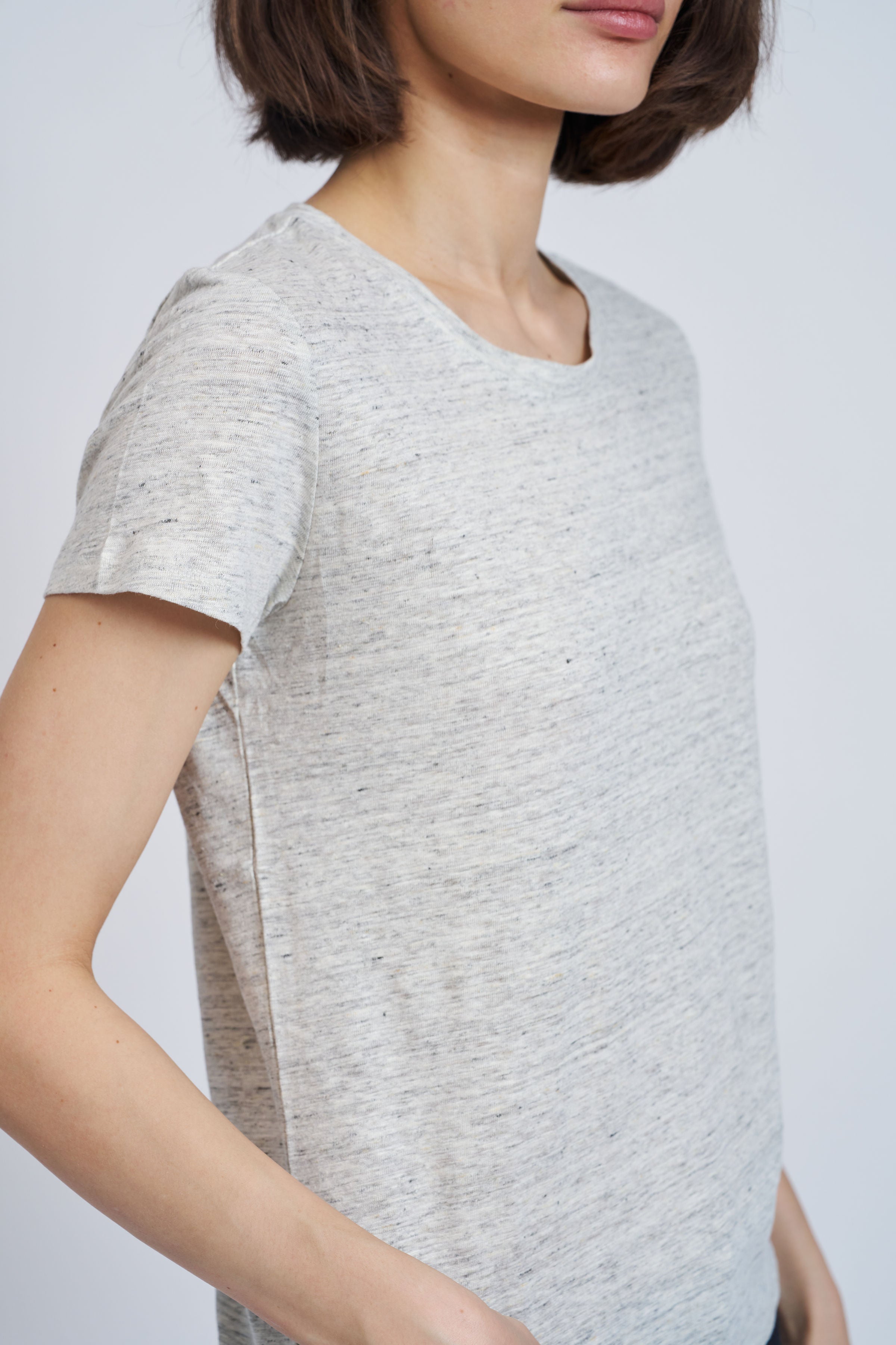 Majestic Linen Short Sleeve Crew Tee in Carrare
