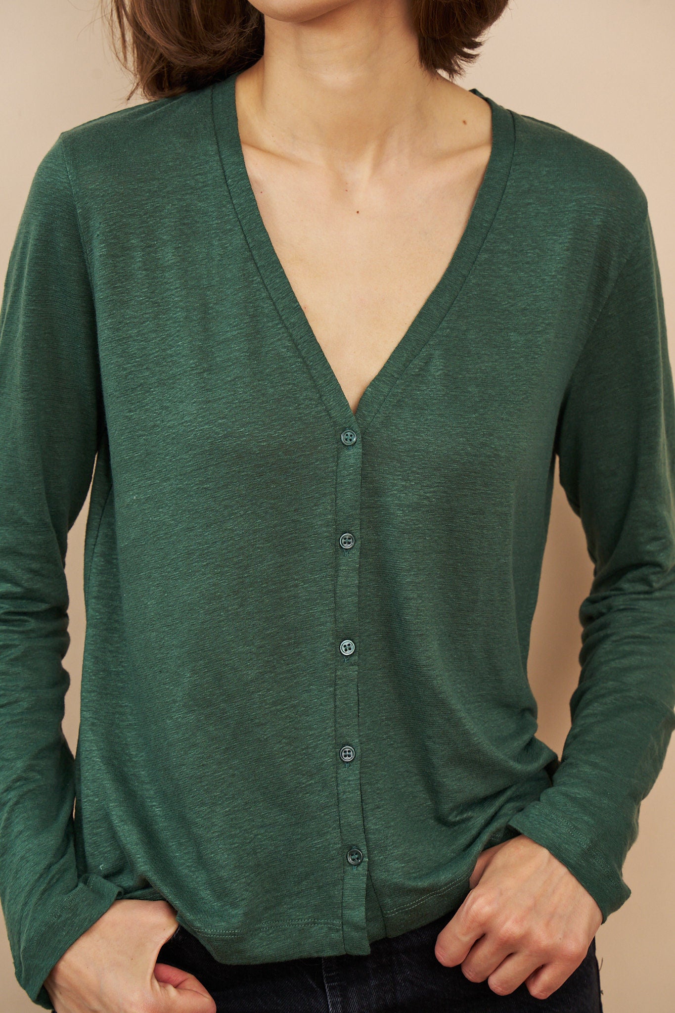 Stretch Linen V-Neck Cardigan in Agave