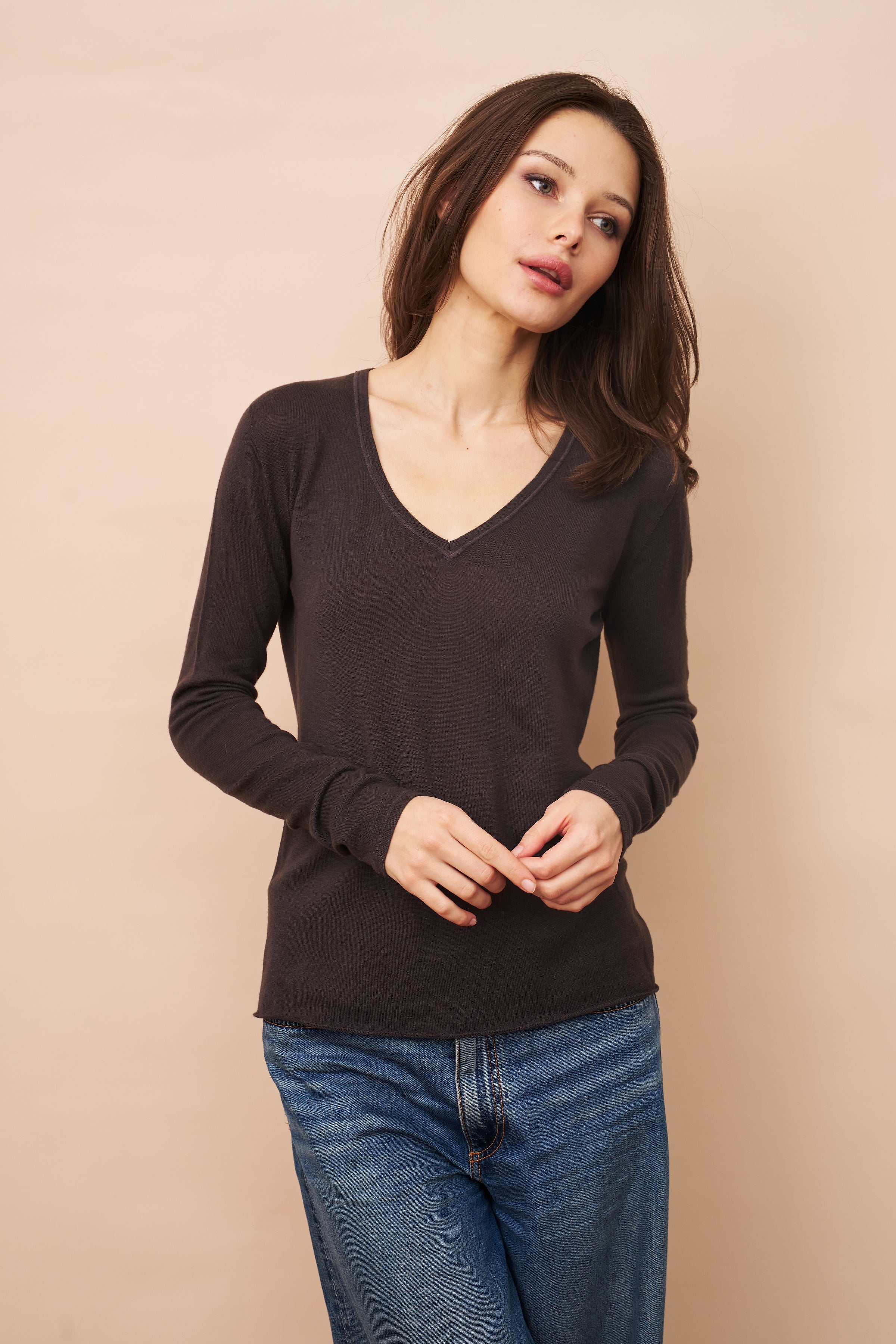 100% Machine Washable Cashmere V-Neck Long Sleeve Sweater