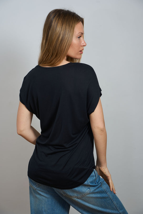 Silk Hand-Dyed Lace Trim V-Neck Tee/Black in Noir