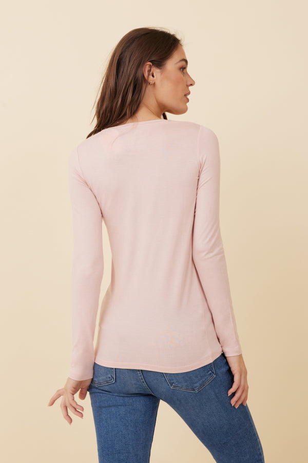 Majestic Soft Touch Long Sleeve Crewneck in Chamallow