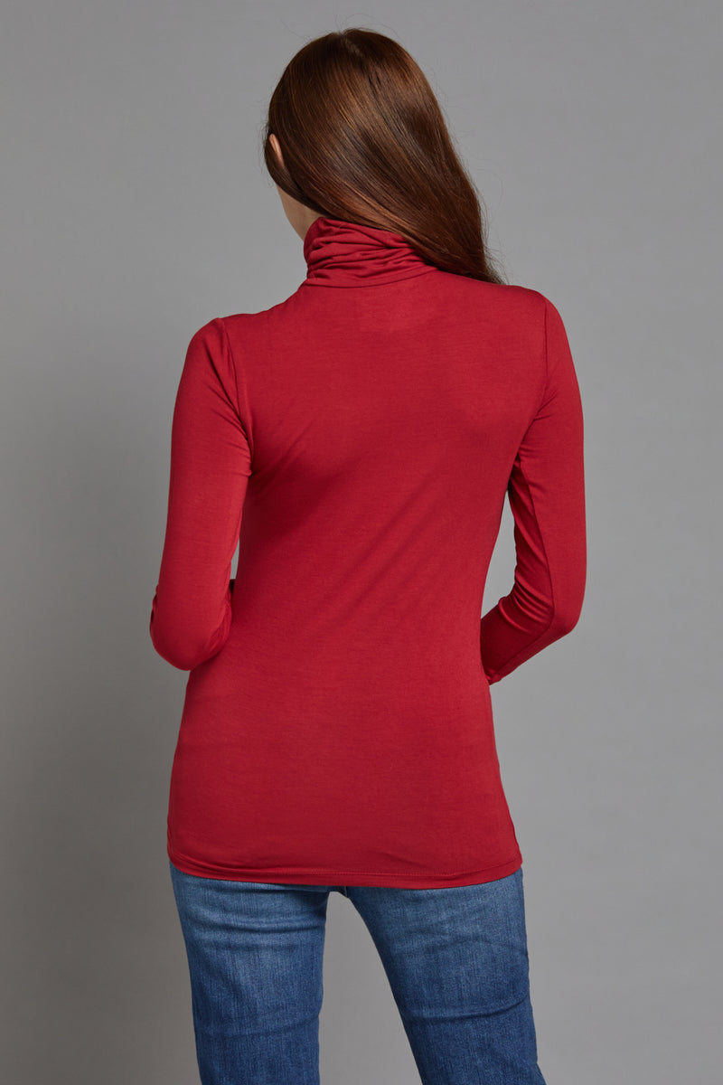 Majestic Long Sleeve Viscose Turtleneck in Rubis/red
