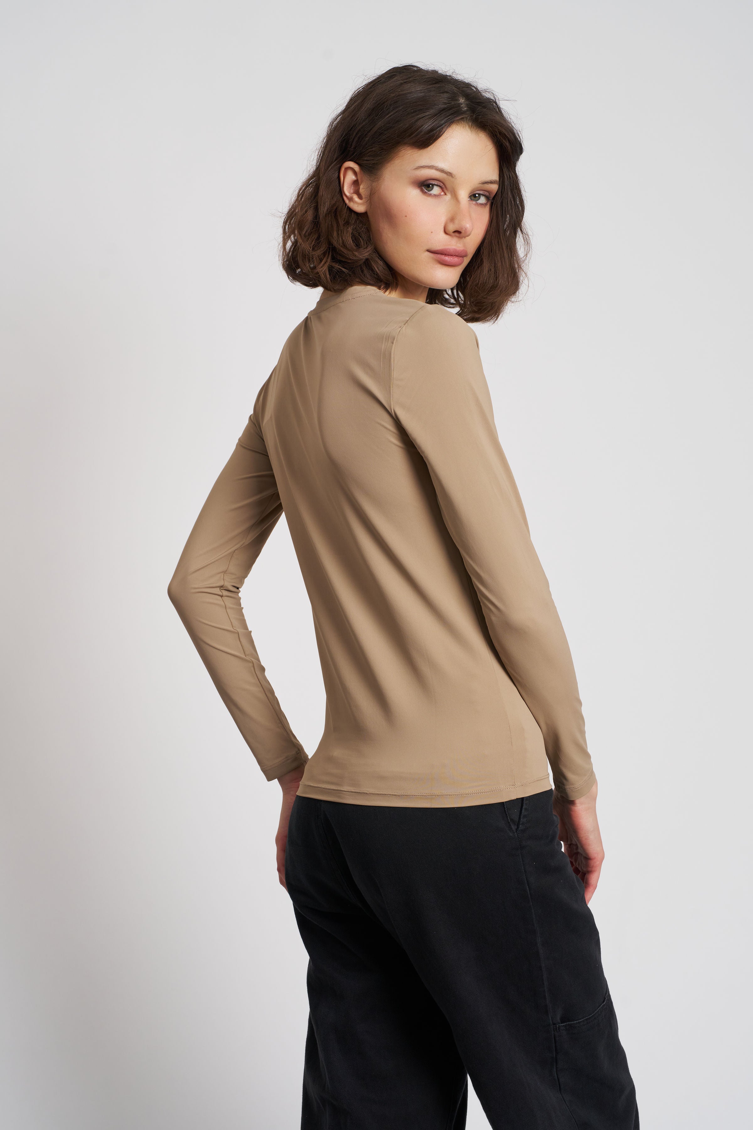 Jersey Stretch Long Sleeve Crewneck in Desert