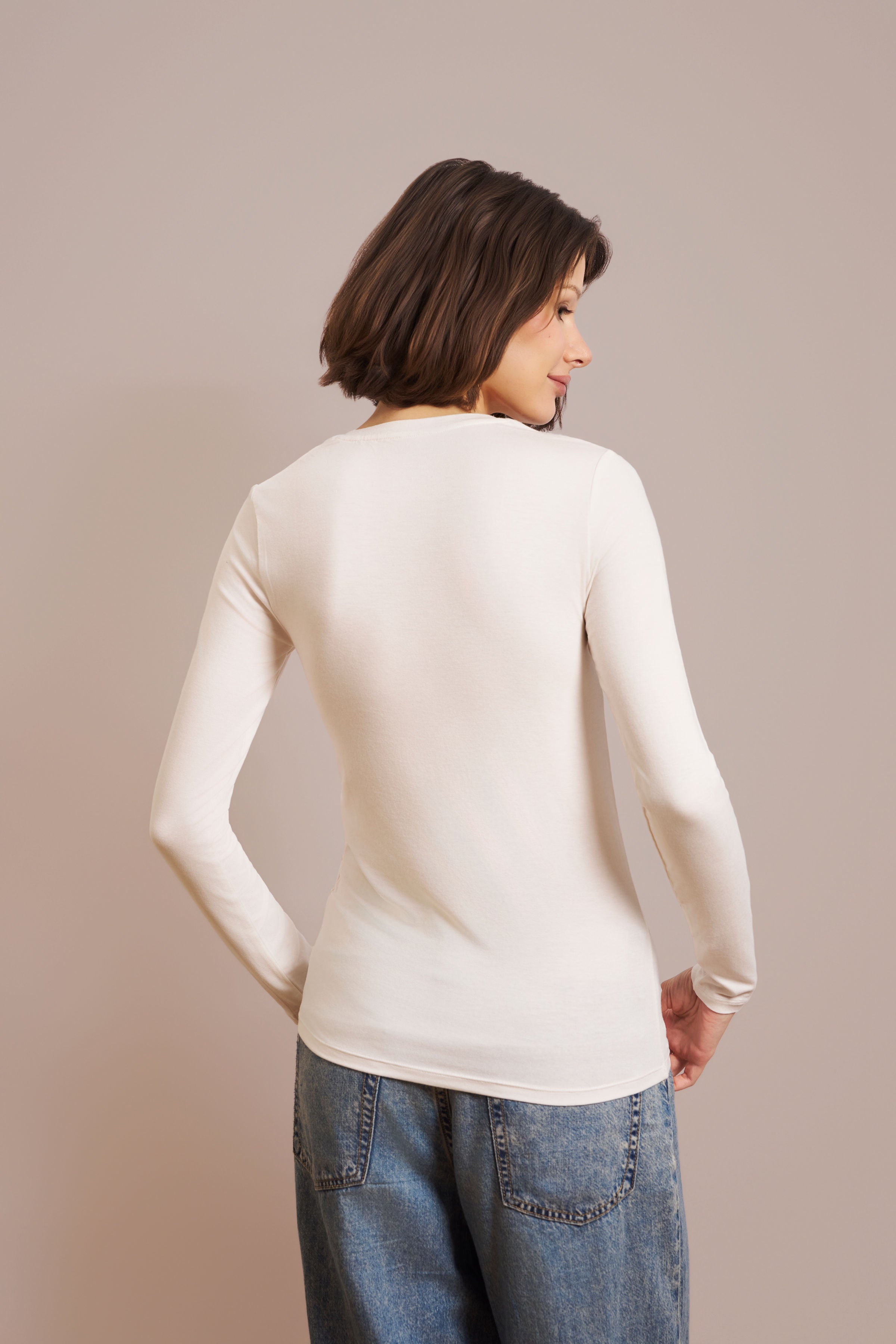 Majestic Long Sleeve Viscose V-Neck Tee in Cream