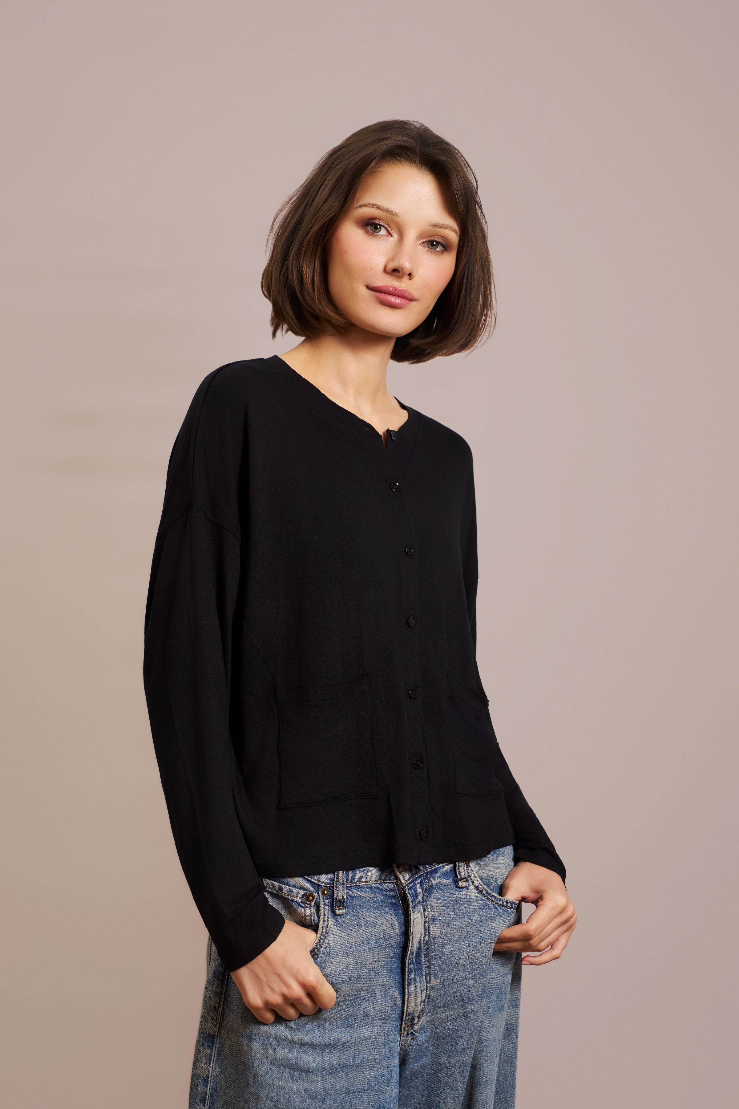 Majestic Soft Touch Long Sleeve Crewneck Cardigan in Noir