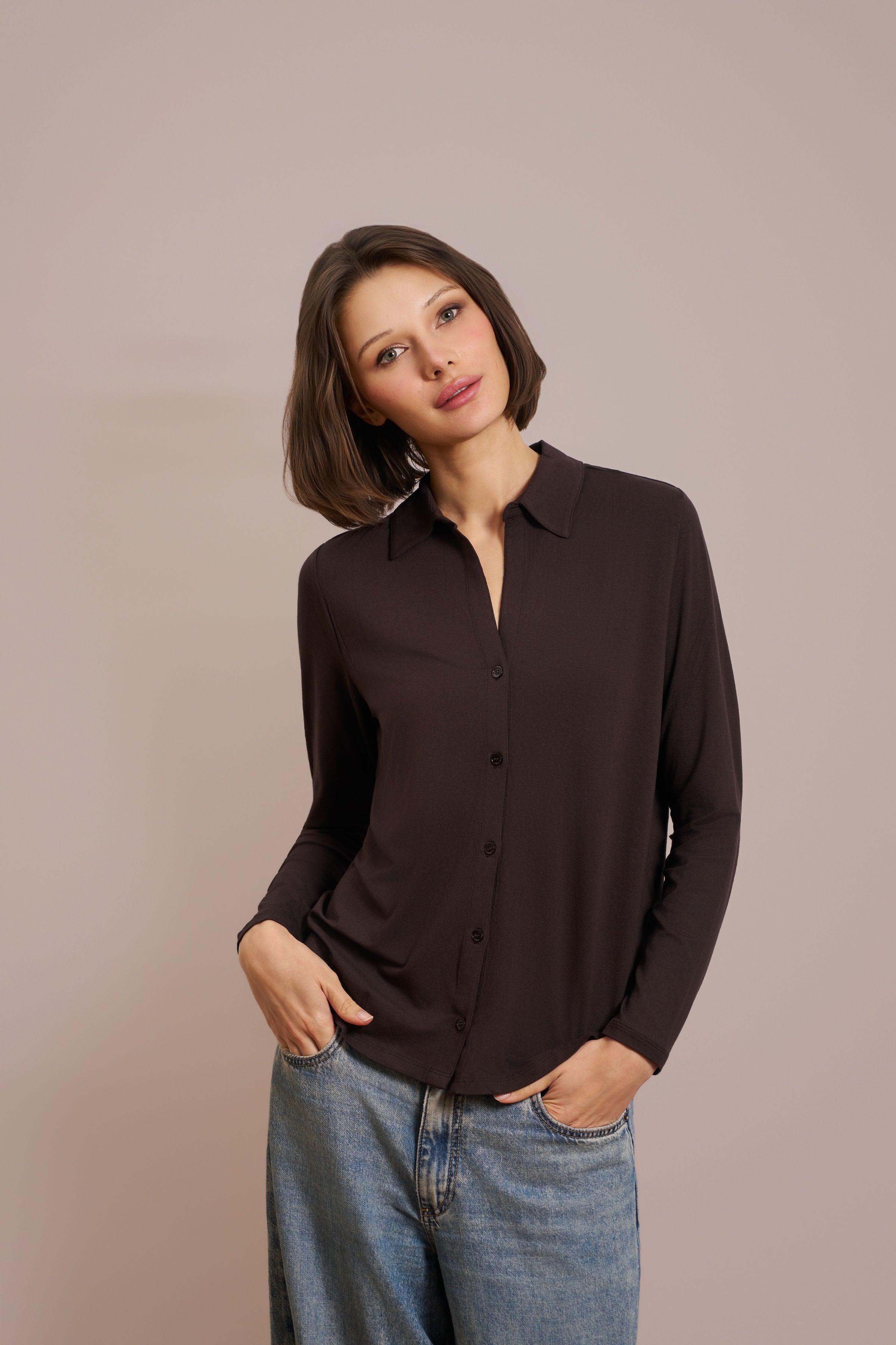 Majestic Soft Touch Semi Relaxed Button Down Long Sleeve in Chocolate Mousse