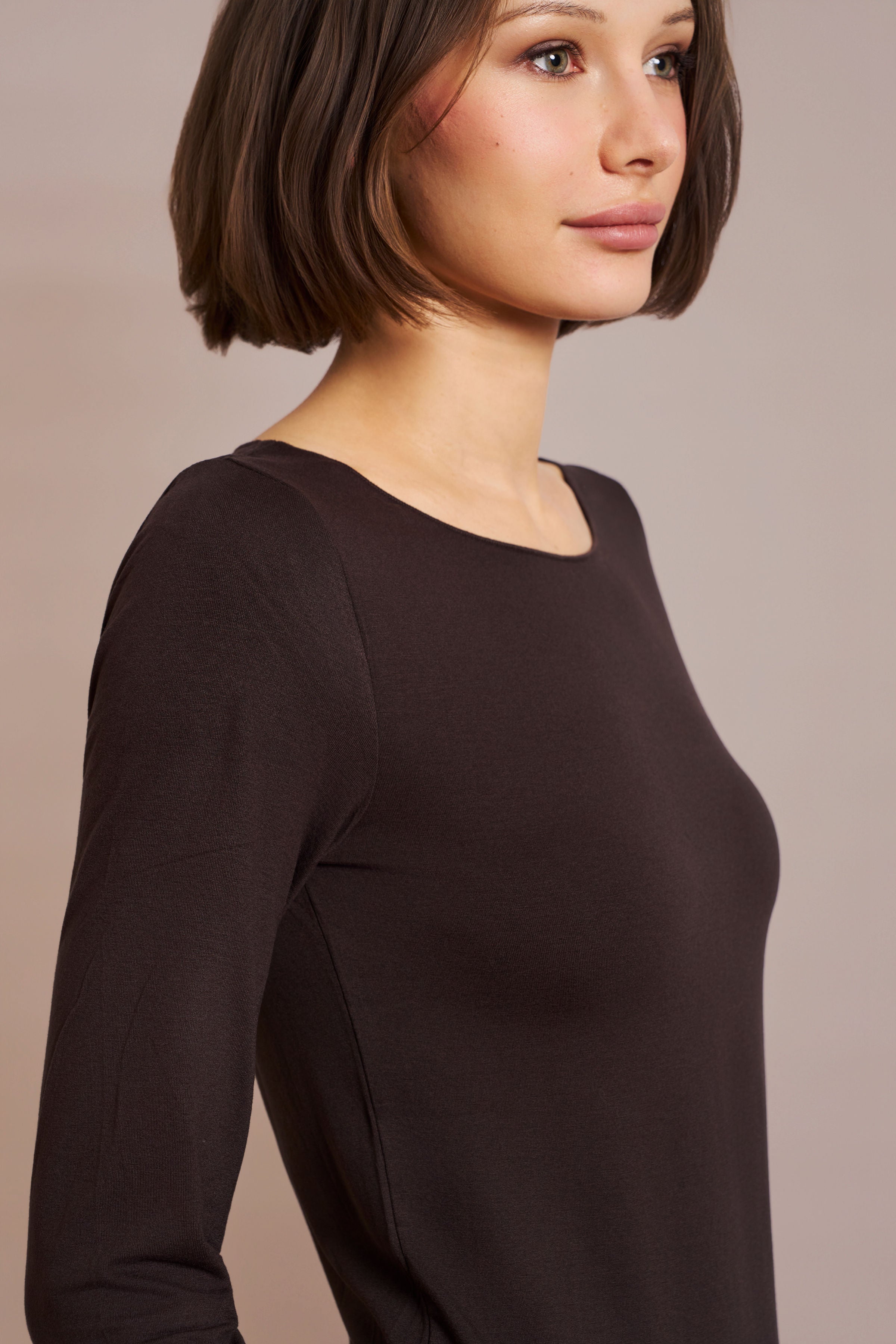 Majestic Soft Touch 3/4 Sleeve Merrow Edge Boatneck in Chocolate Mousse