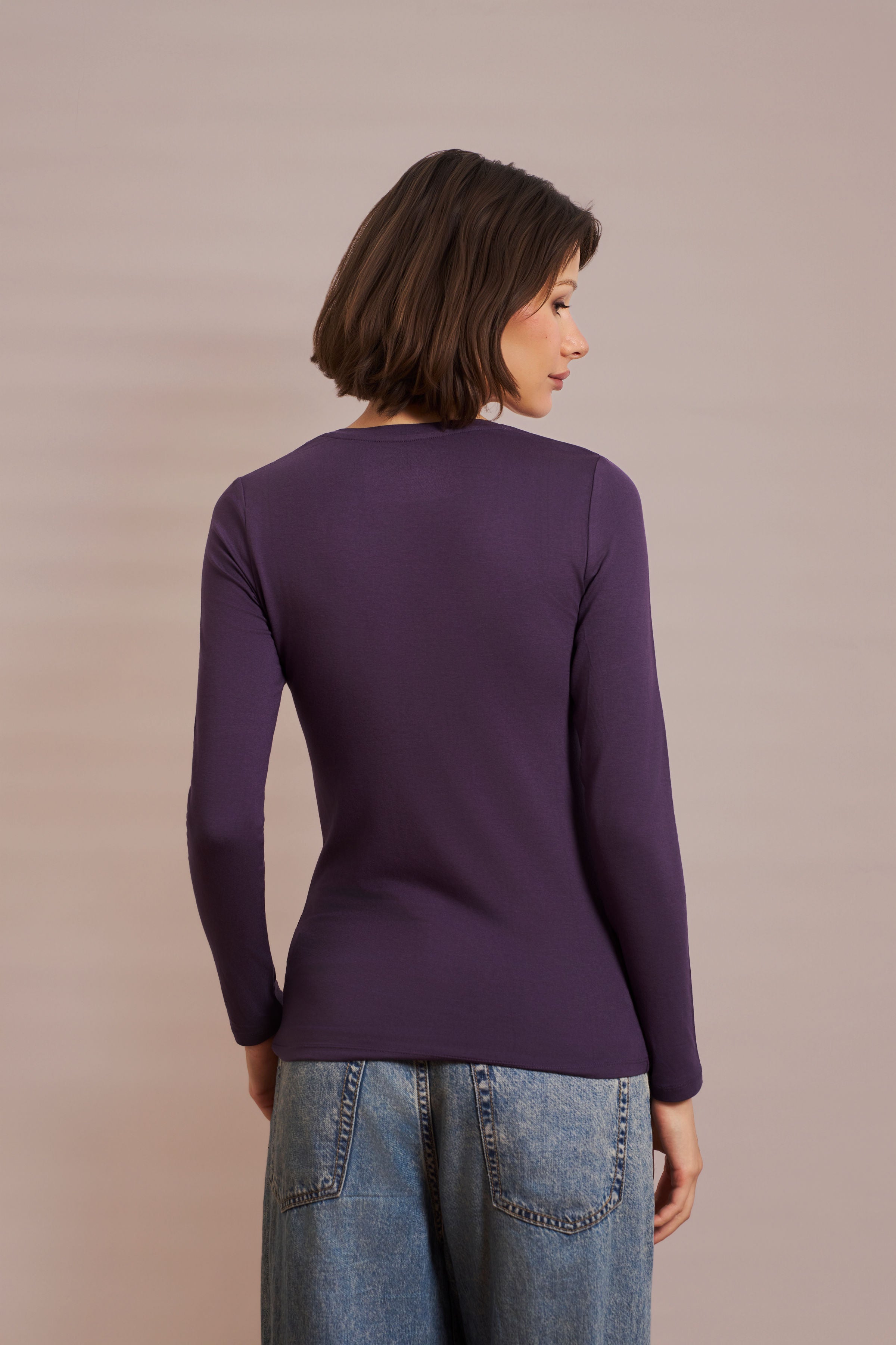 Majestic Long Sleeve Viscose V-Neck Tee in Anemone