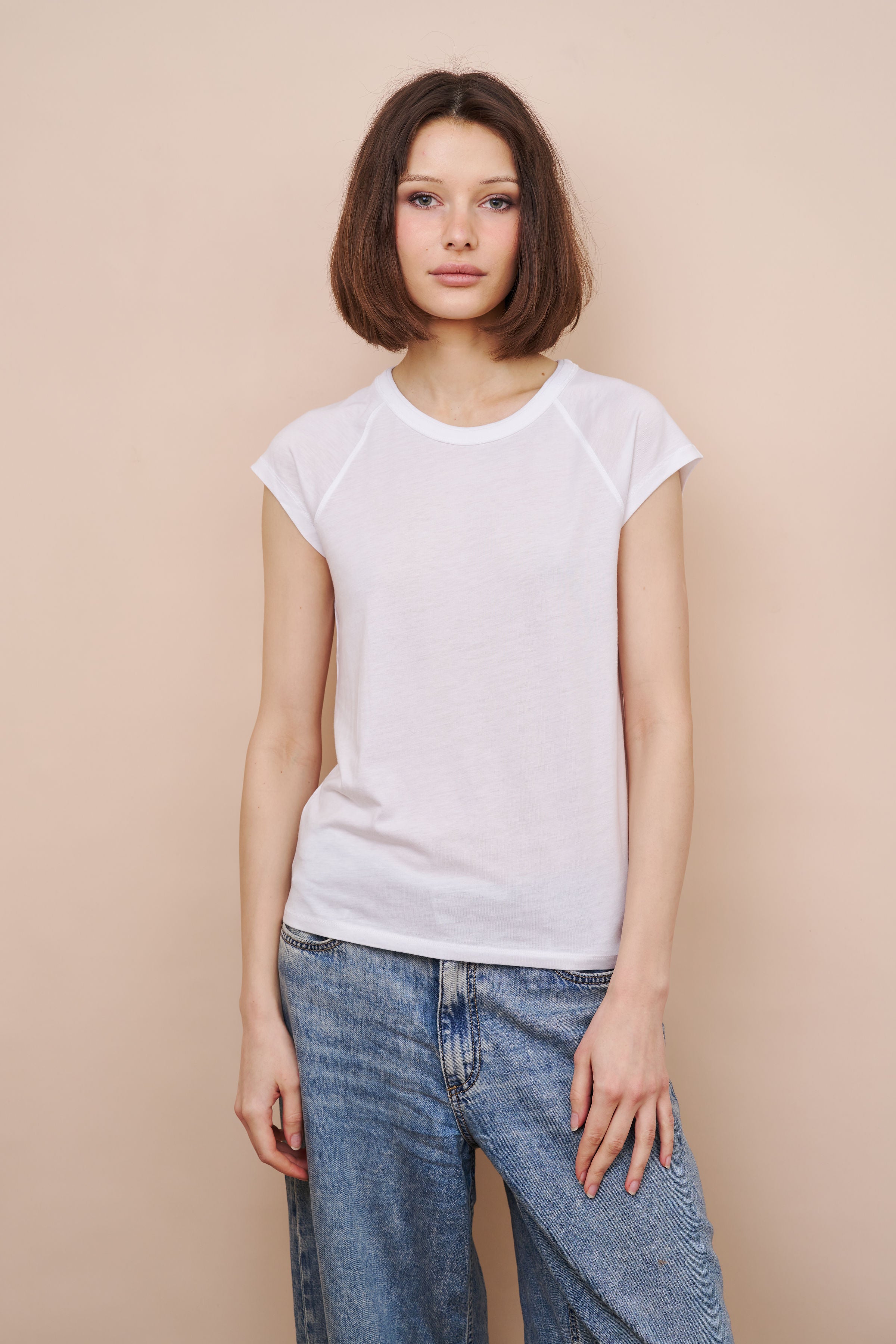Lyocell Cotton Cap Sleeve Crewneck in Blanc