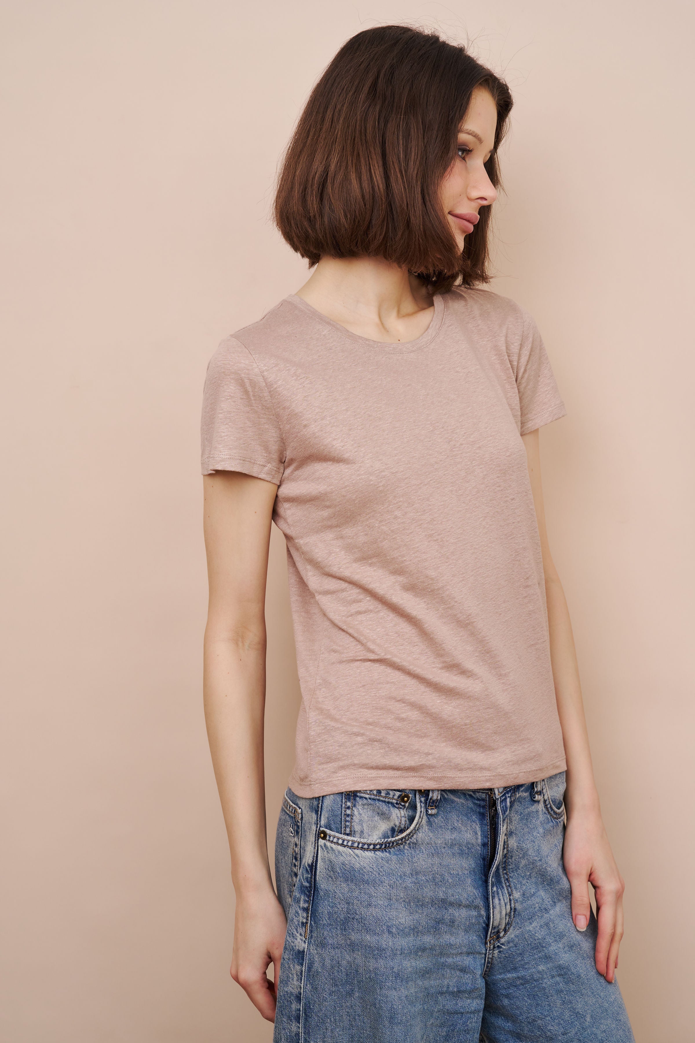 Majestic Linen Short Sleeve Crew Tee in Desert
