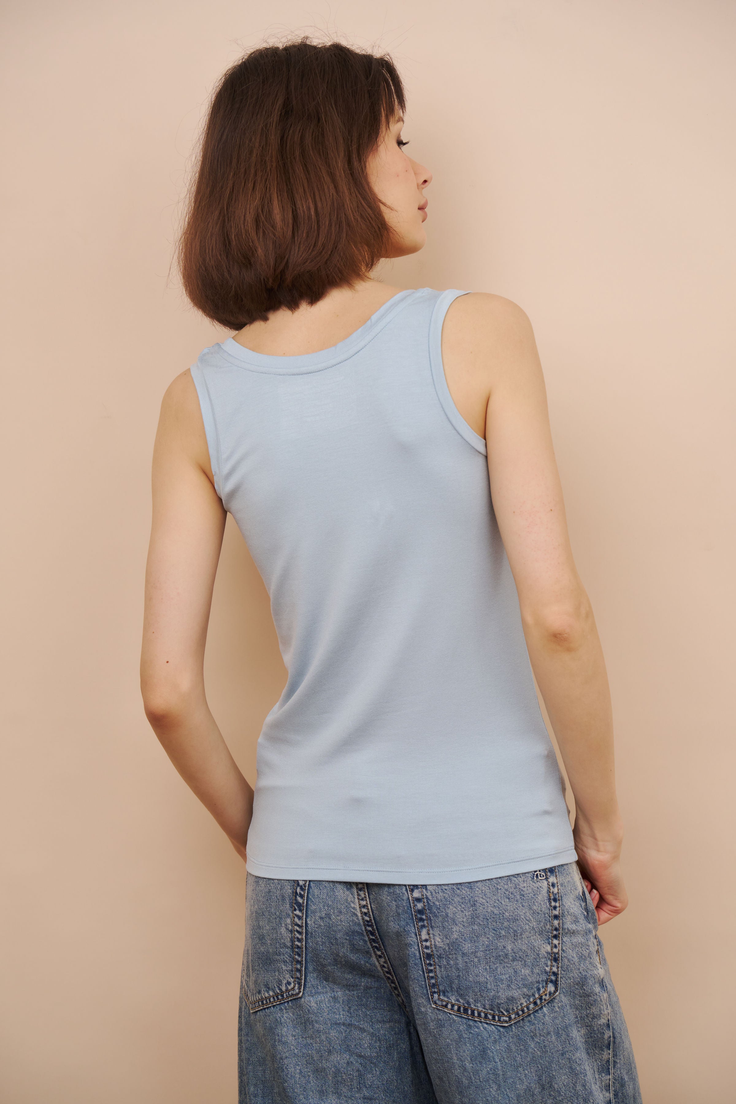 Majestic Flat Edge Scoop Viscose Tank in Bleu Calanques