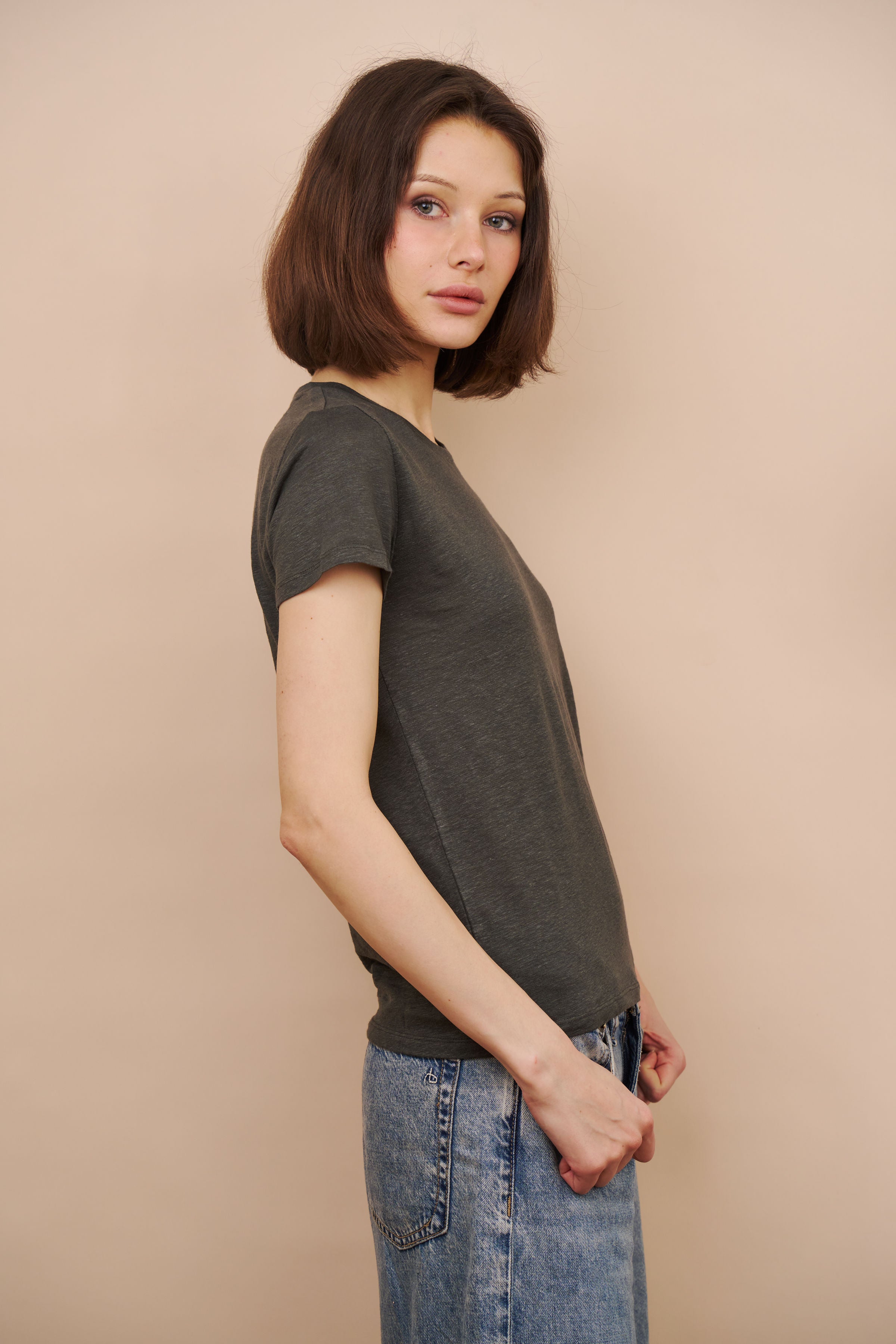Majestic Linen Short Sleeve Crew Tee in Elephant