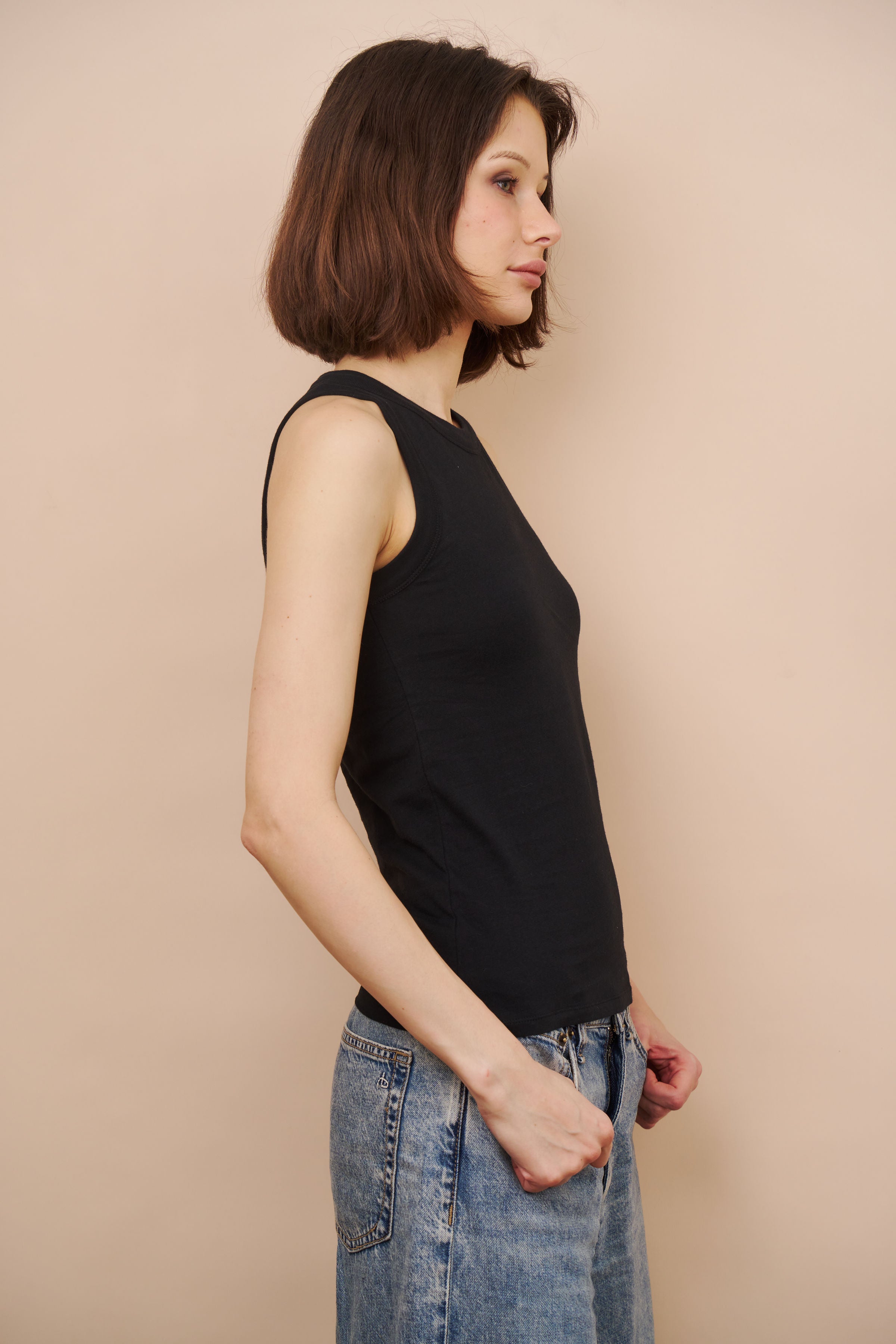 Majestic Deluxe Cotton Crewneck Tank in Noir
