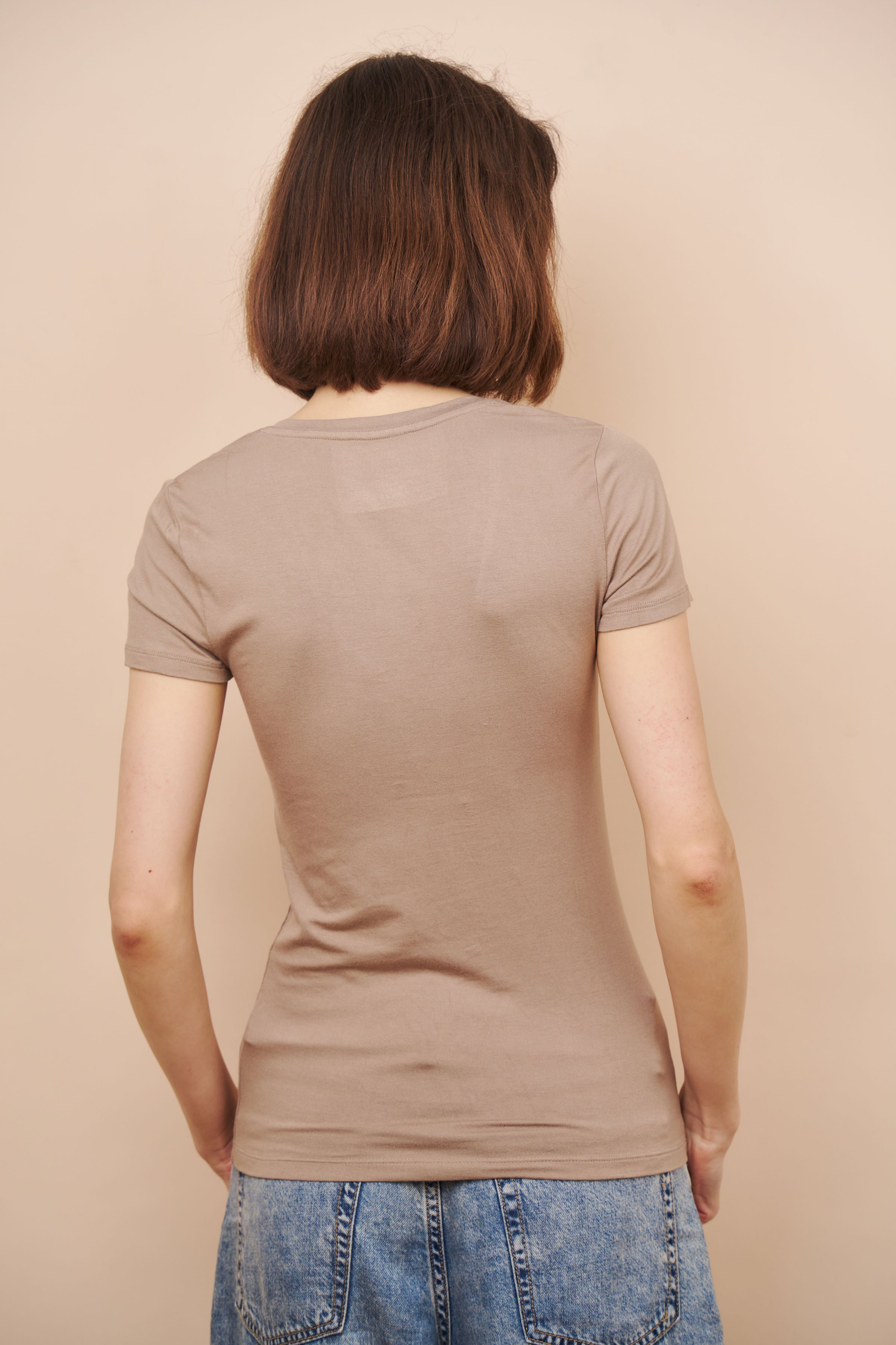 Majestic Short Sleeve V-Neck Tee in Coffee Latte