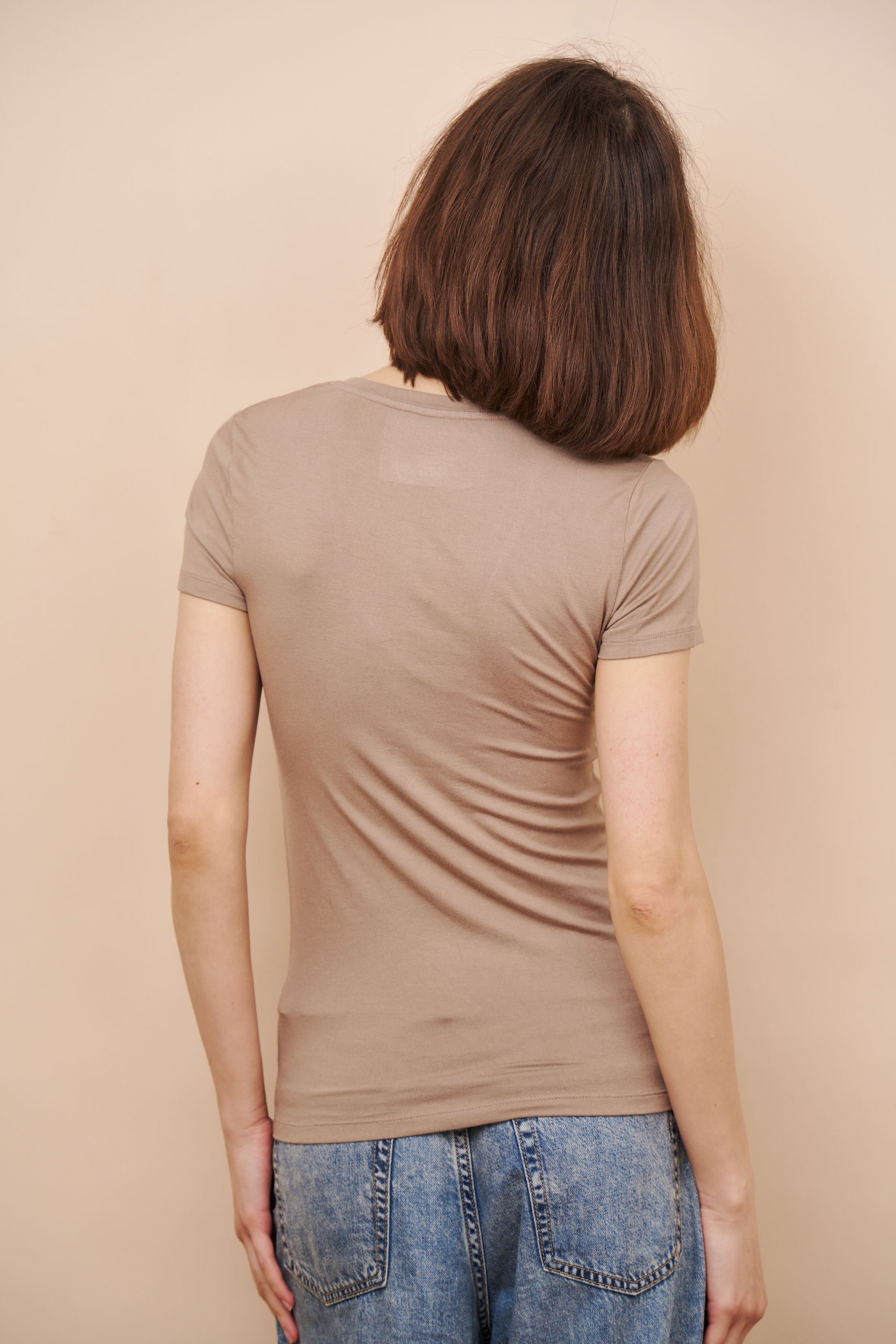 Majestic Short Sleeve V-Neck Tee in Coffee Latte