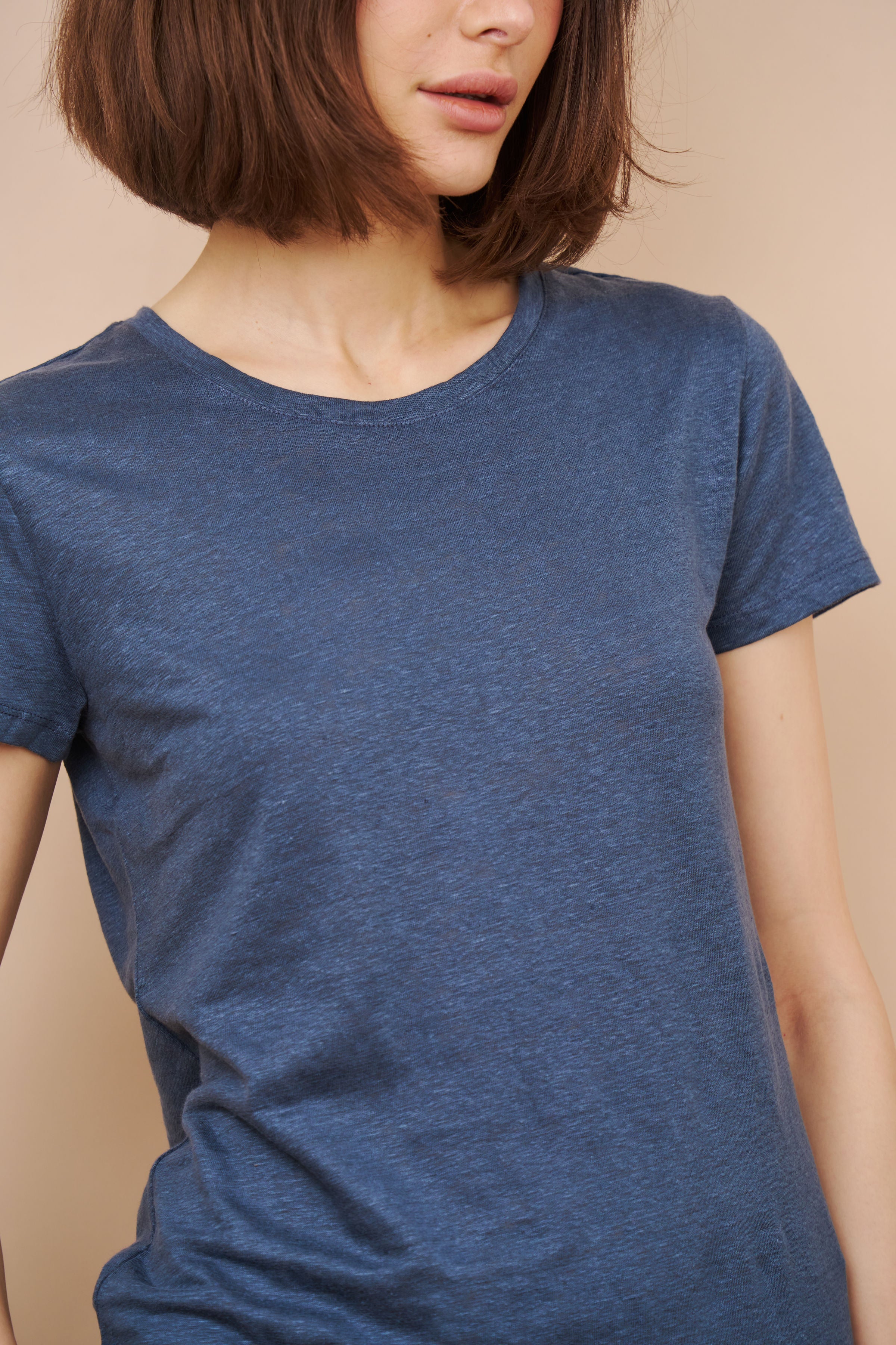 Majestic Linen Short Sleeve Crew Tee in Bleu de Nimes