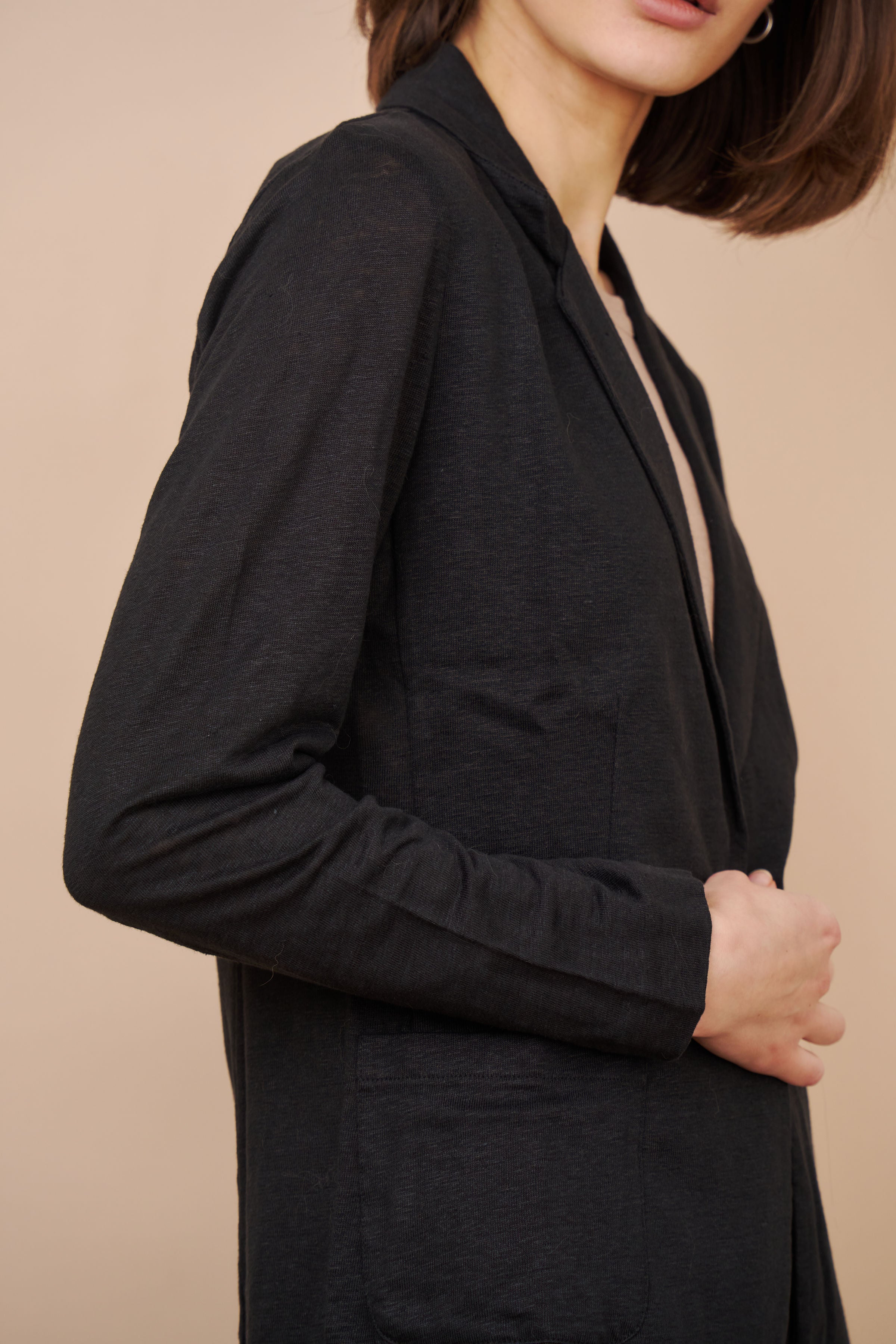 Majestic Linen One Button Blazer in Noir