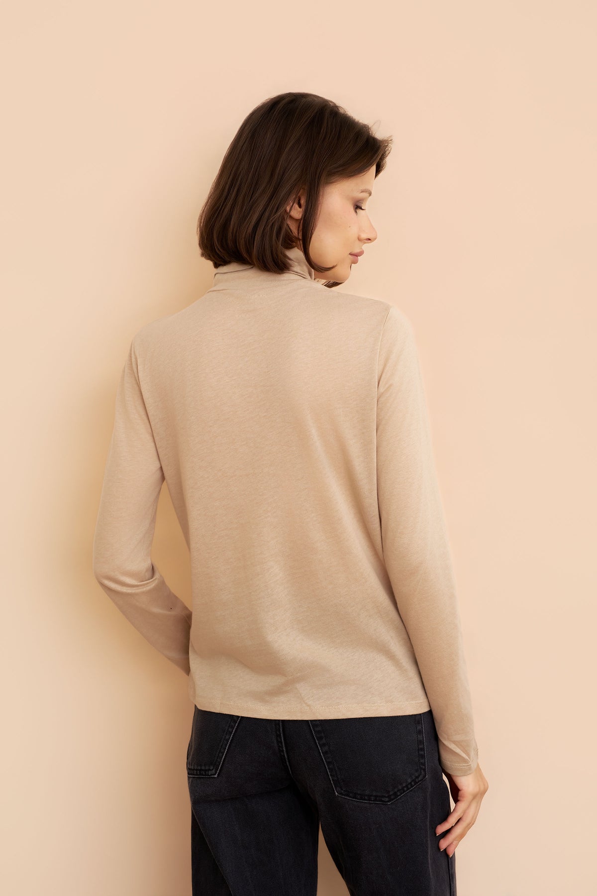 Majestic Long Sleeve Cotton/Cashmere Turtleneck in Powder Blush