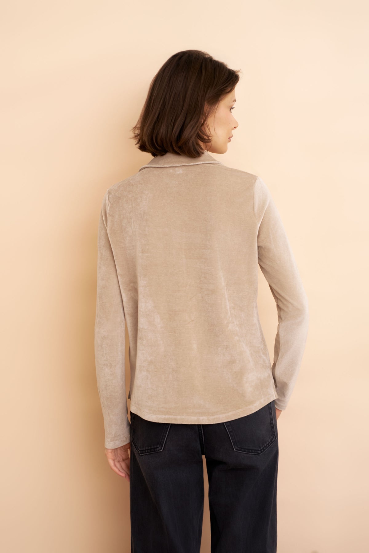 Velour Long Sleeve Shirt in Barley Beige