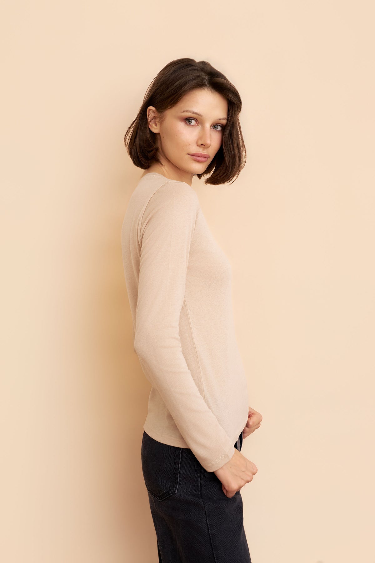 Majestic Long Sleeve Cotton/Cashmere Crewneck Tee in Powder Blush