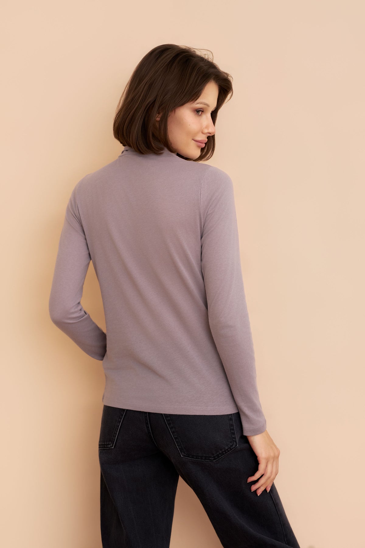 Majestic Long Sleeve Cotton/Cashmere Turtleneck in Steel