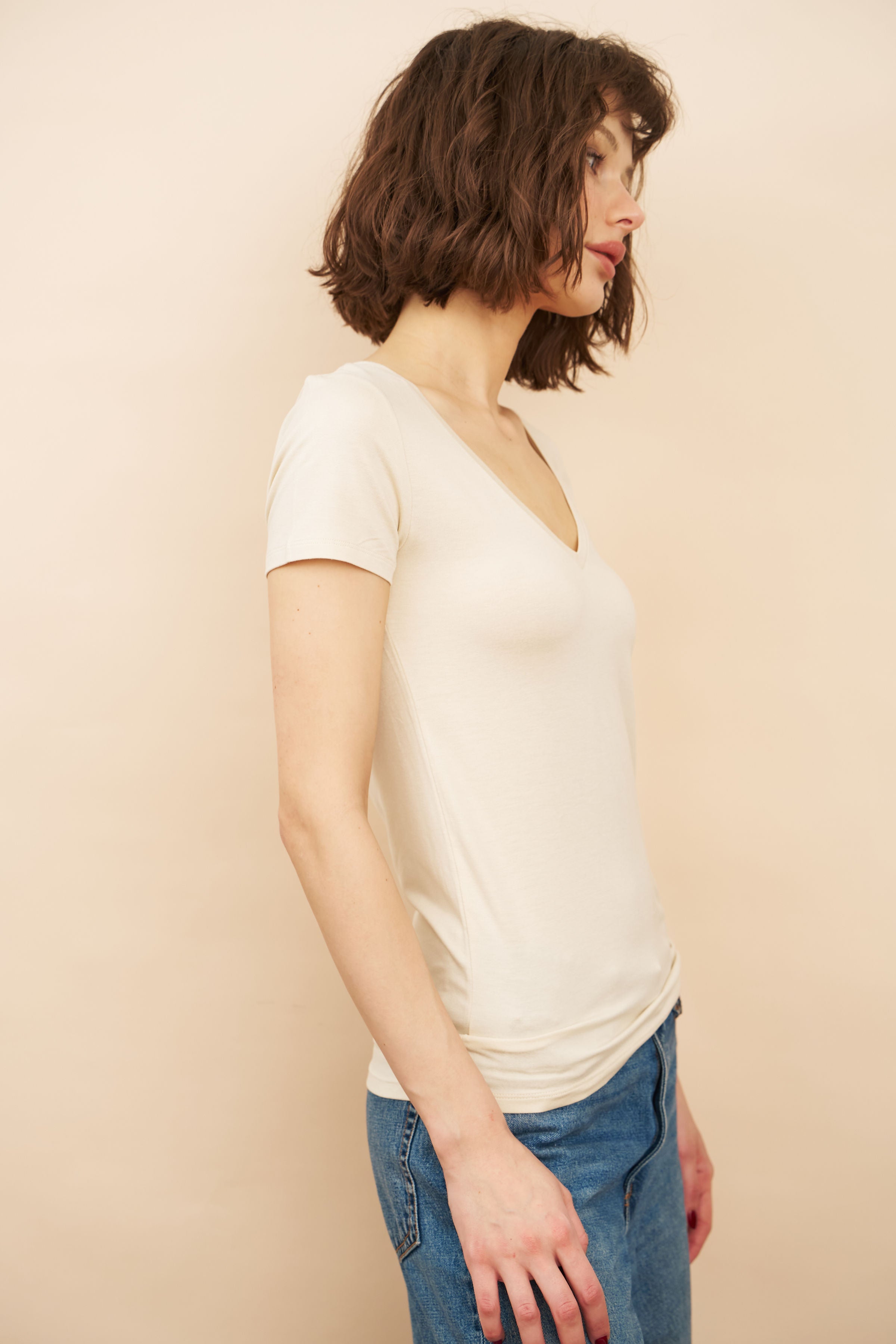 Majestic Short Sleeve V-Neck Tee in Grege