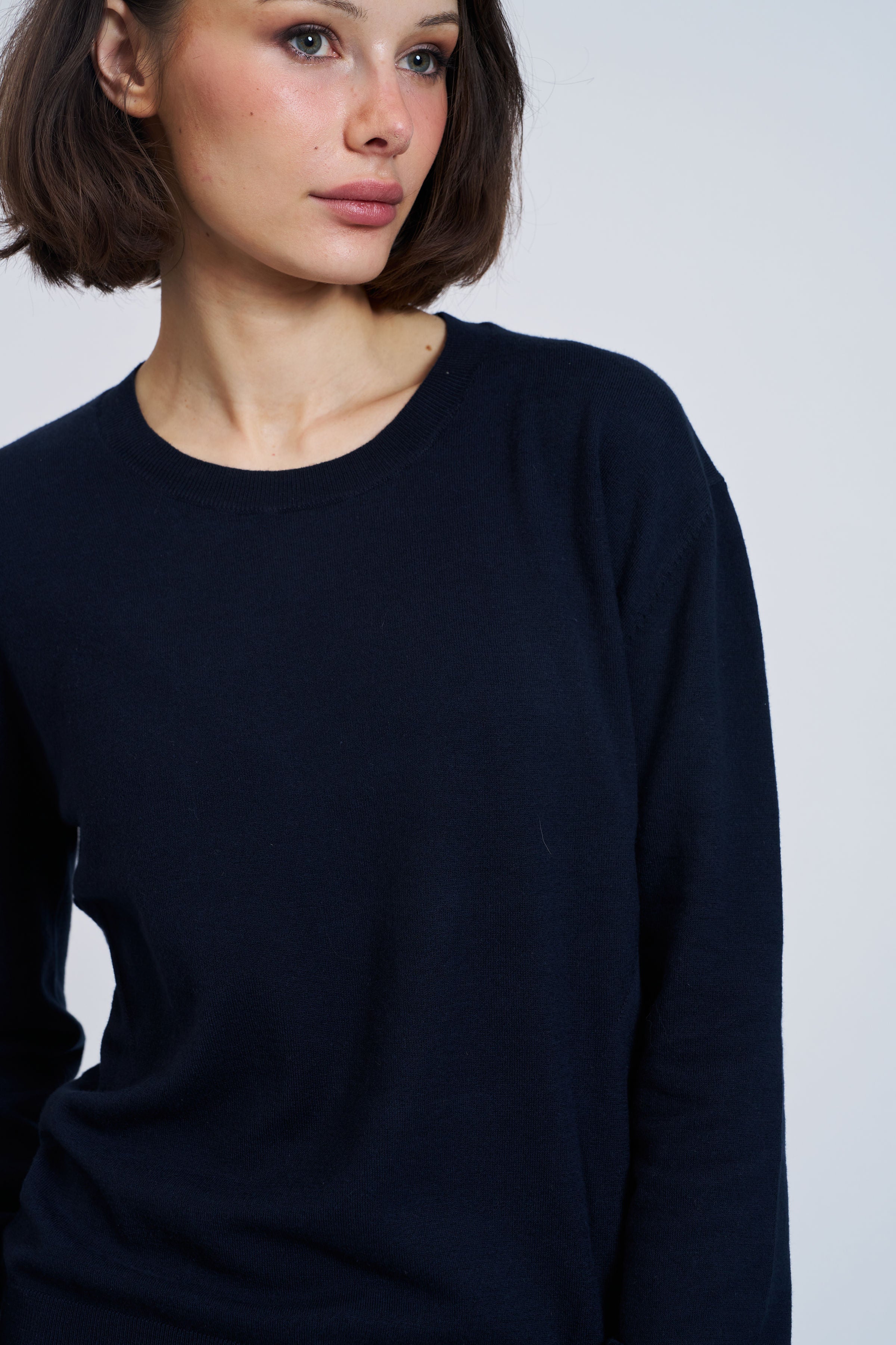 Organic Cotton Knit Long Sleeve Crewneck in Marine