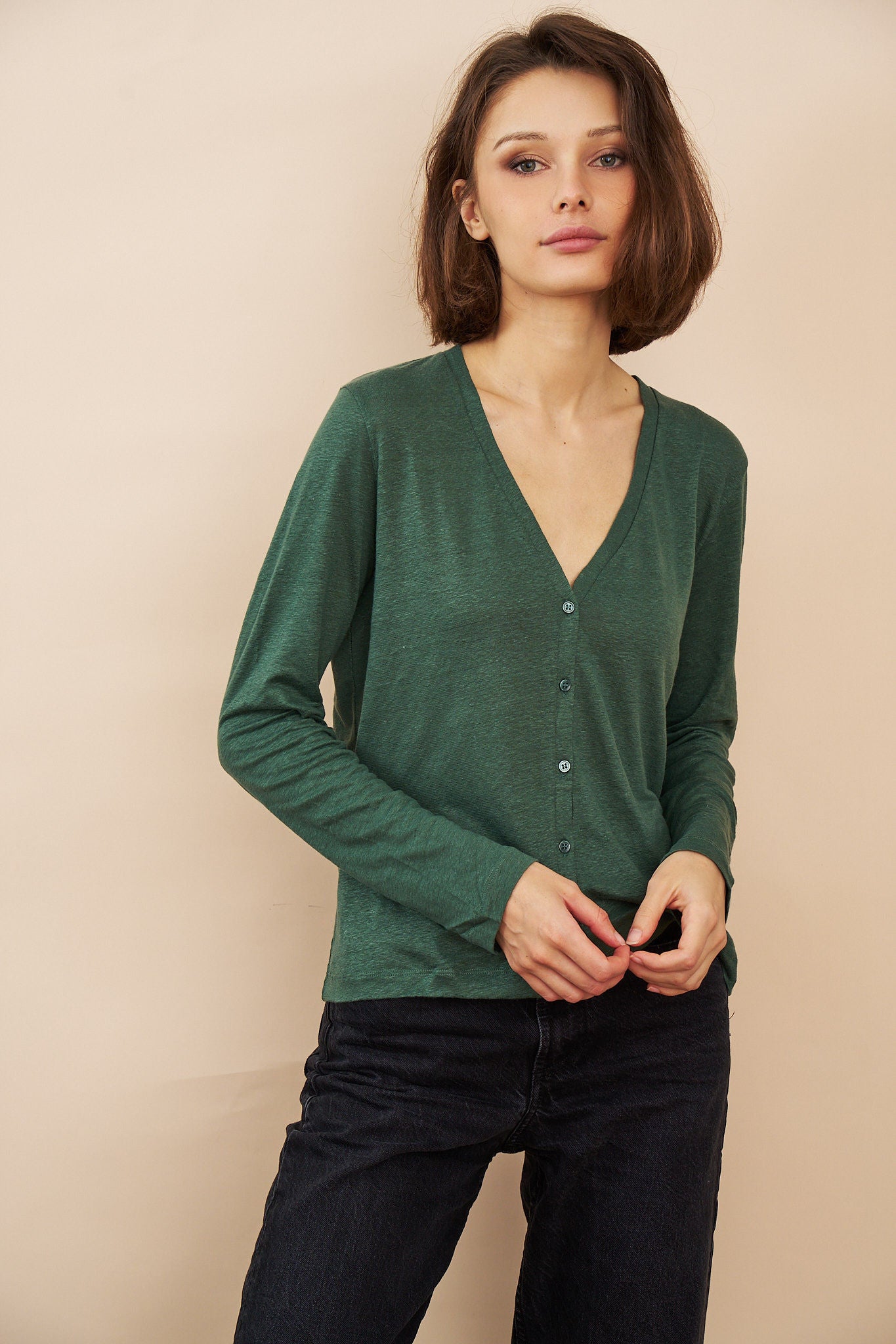Stretch Linen V-Neck Cardigan in Agave