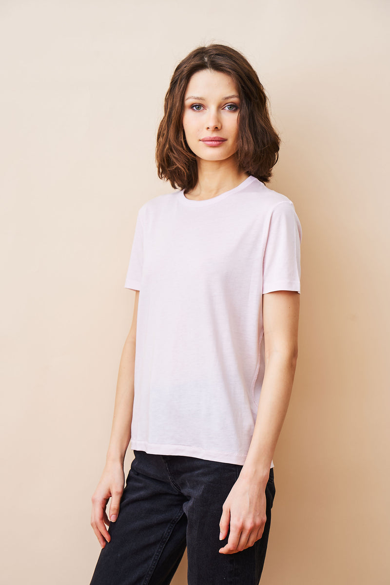 Majestic Lyocell Cotton Semi Relaxed Short Sleeve Crewneck in Petale