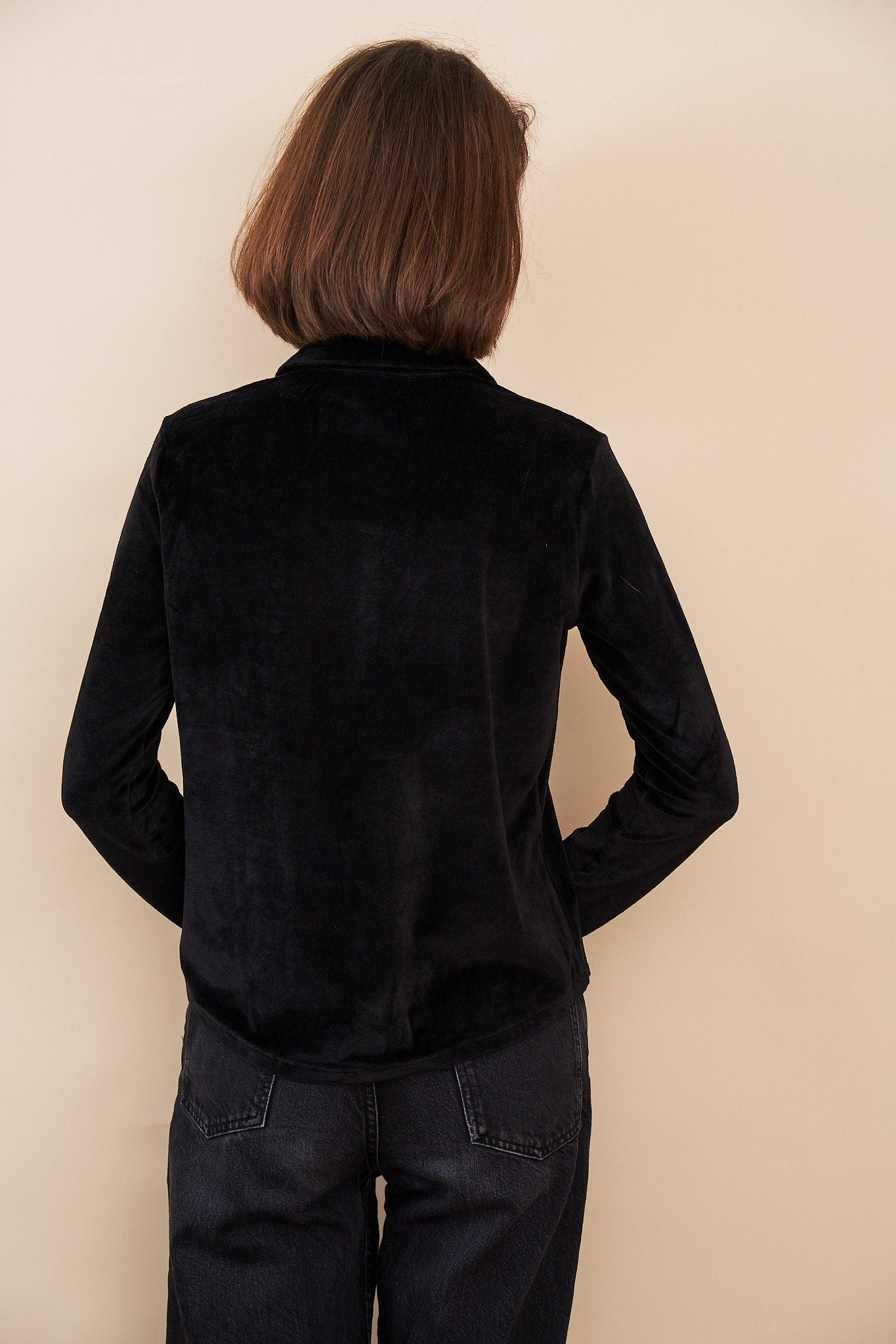 Velour Long Sleeve Button Down in Noir