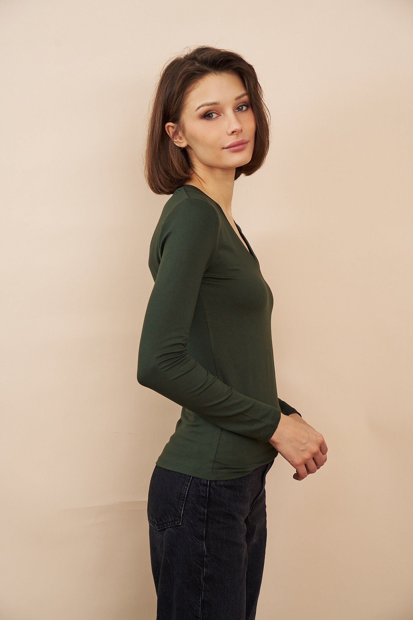 Majestic Long Sleeve Viscose V-Neck Tee in Forest