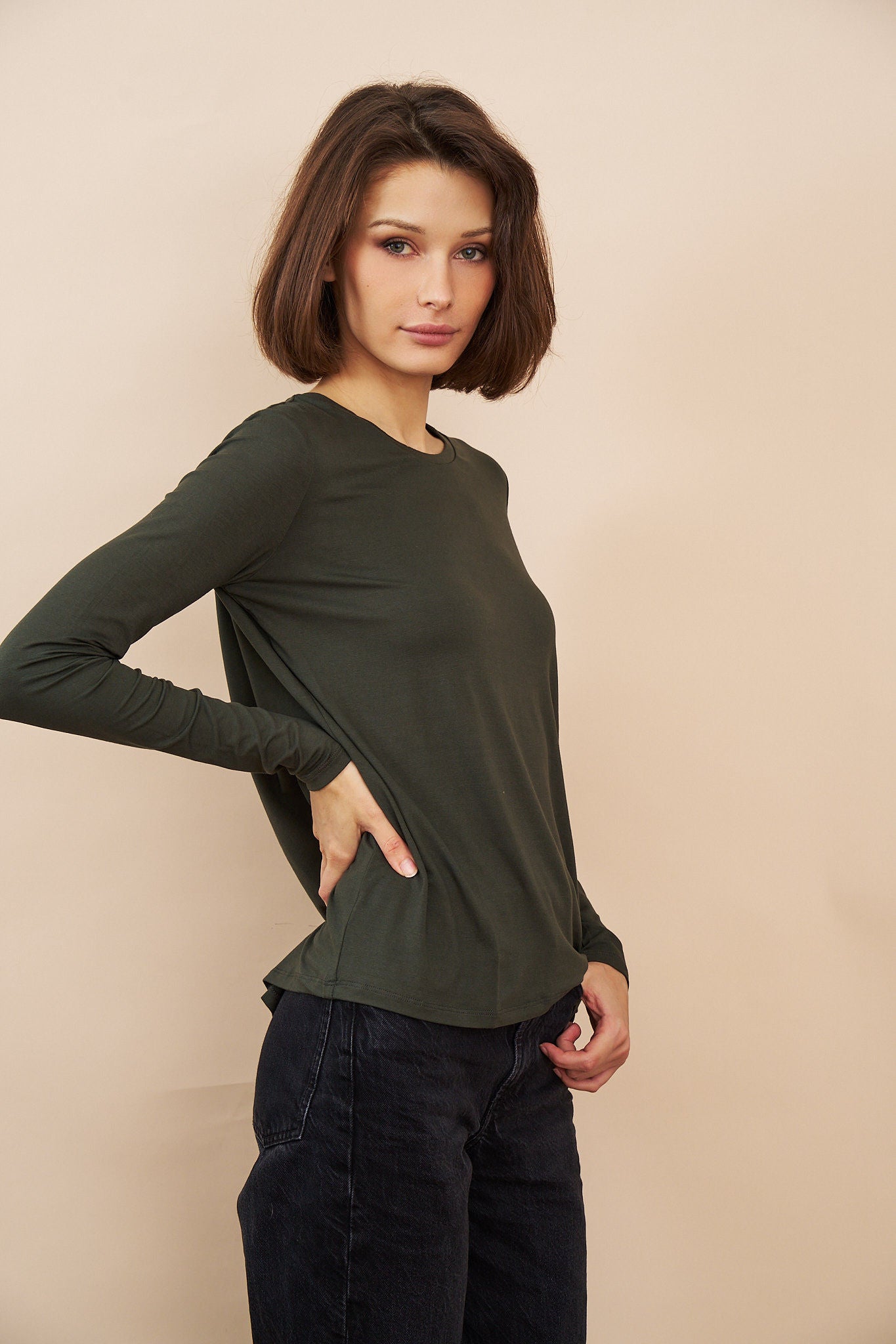 Soft Touch Long Sleeve Relaxed Crewneck in Forest