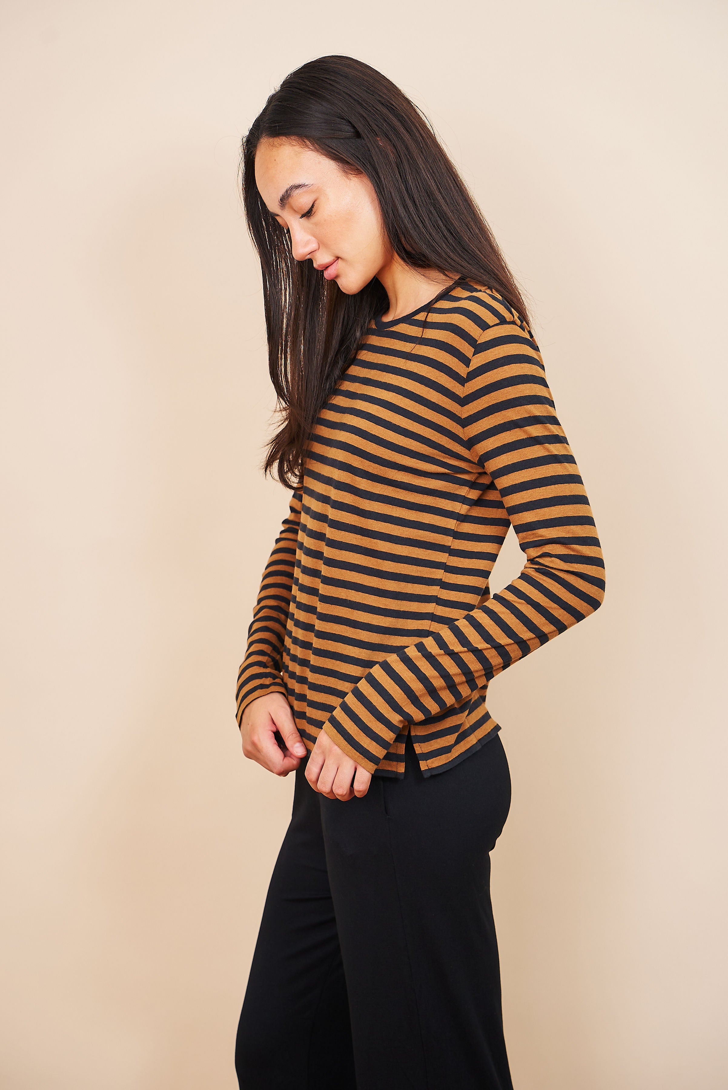 Majestic Cotton/Cashmere Striped Crewneck in Camel/Black