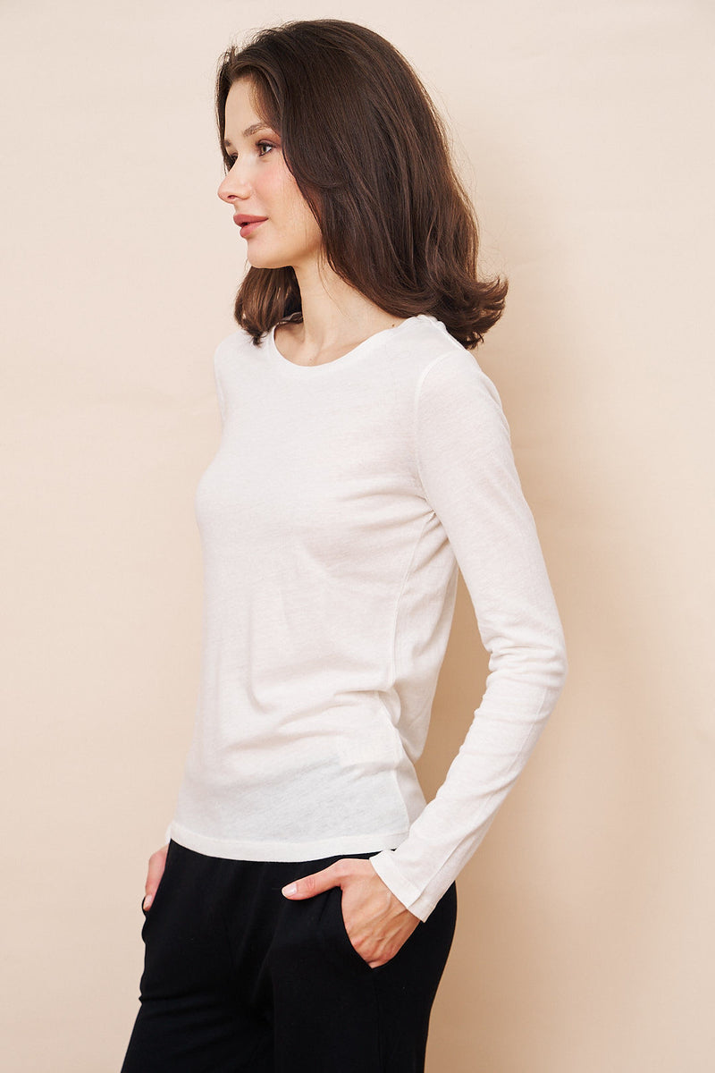 Majestic Long Sleeve Cotton/Cashmere Crewneck Tee in Nacre