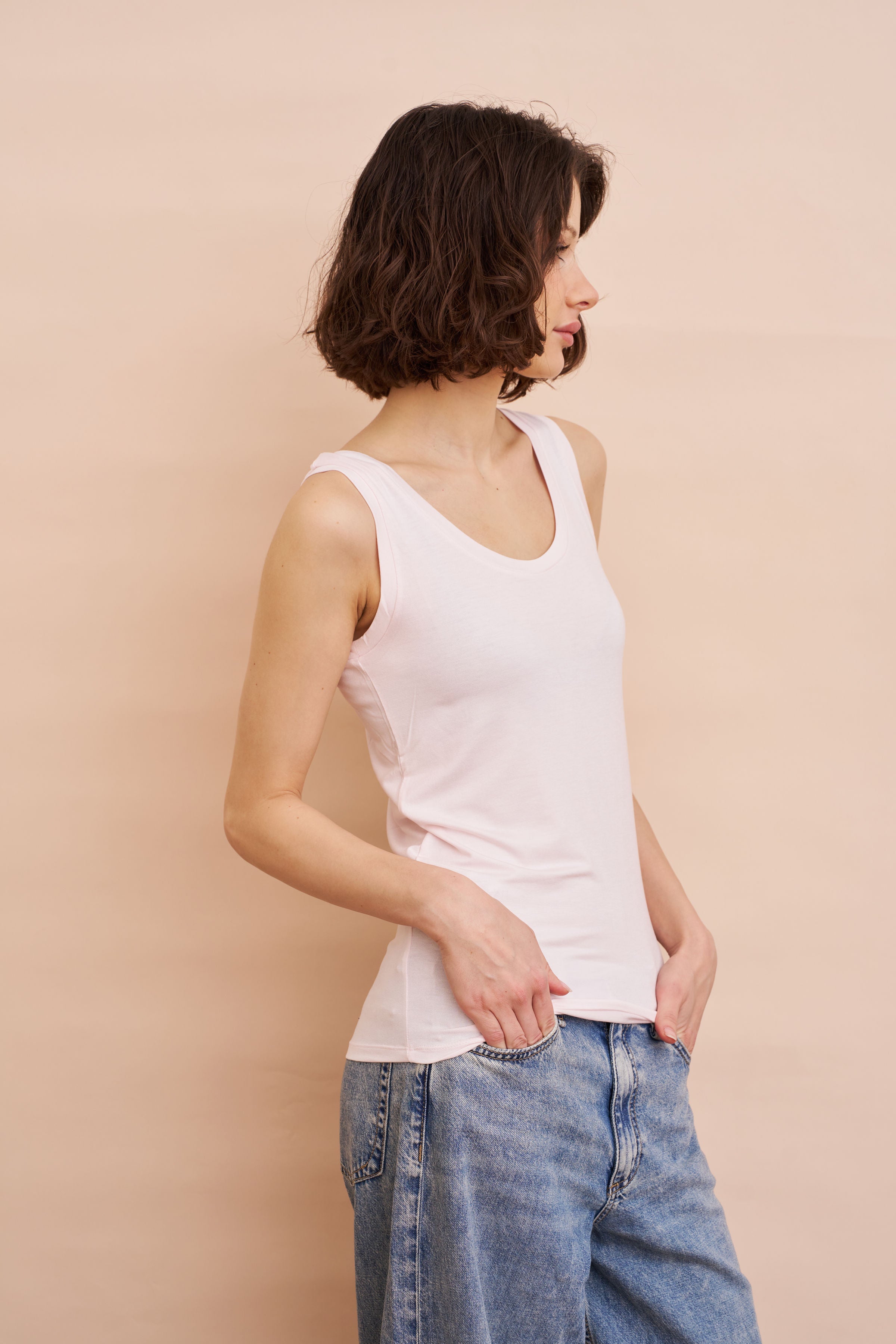 Majestic Flat Edge Scoop Viscose Tank in Eau de Rose