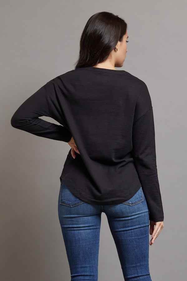 Majestic Long Sleeve Cotton/Cashmere V-Neck in Black