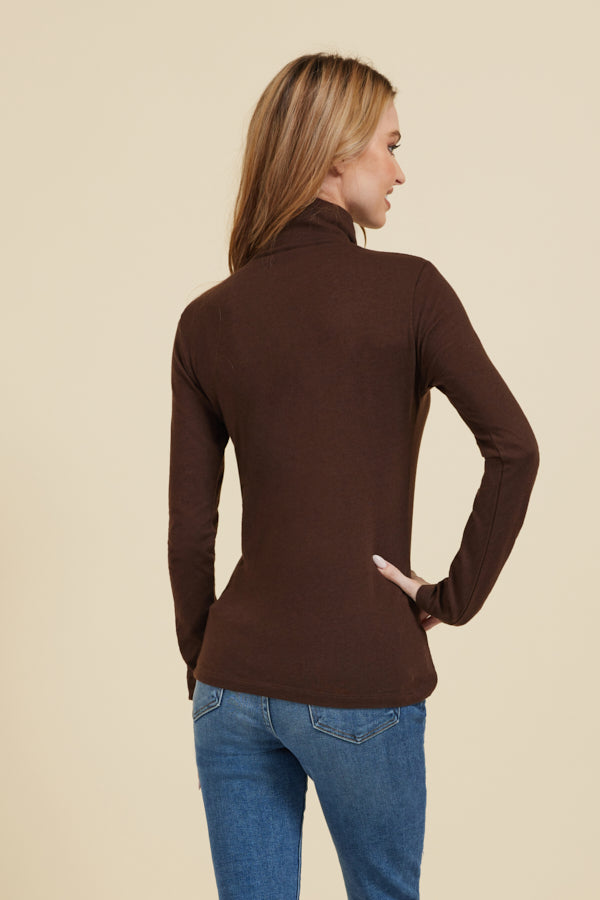 Majestic Cotton/Cashmere Long Sleeve Turtleneck in Coffee